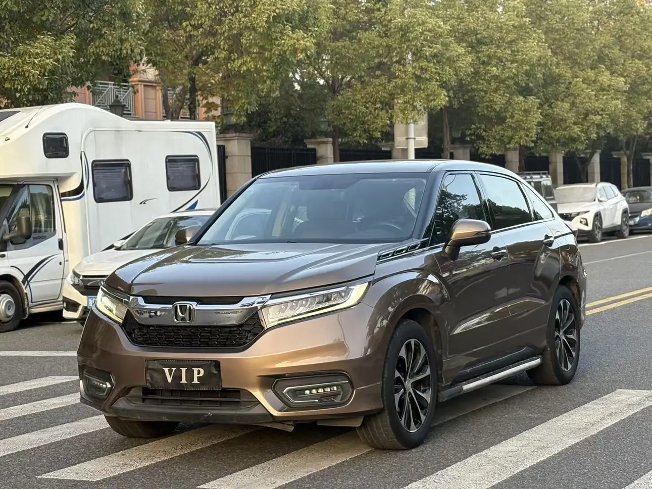 Honda Avancier (Crown Road)  из Китая