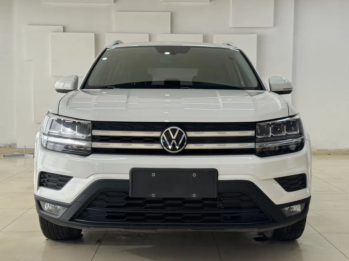 Volkswagen Tharu  из Китая