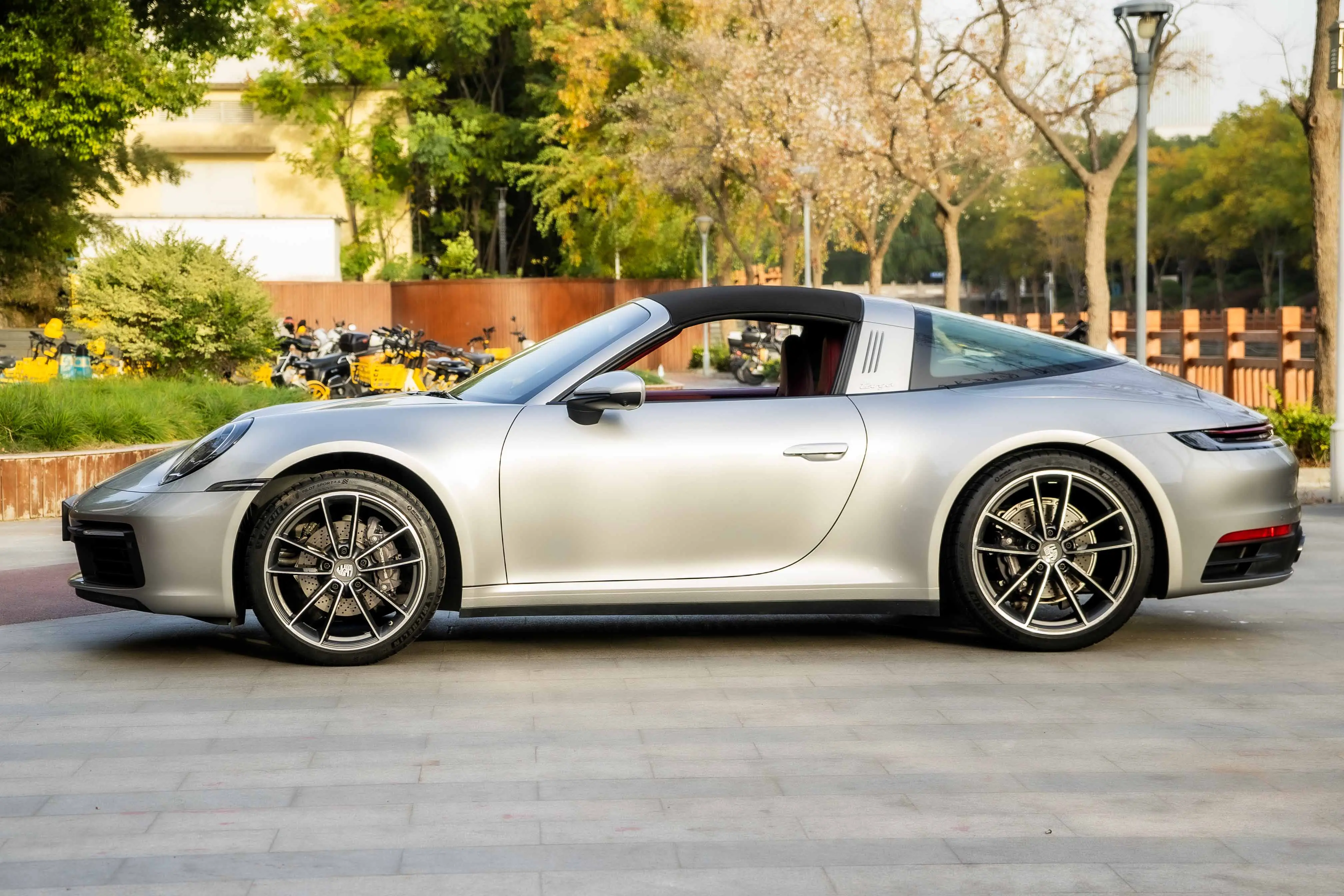 Porsche 911  из Китая