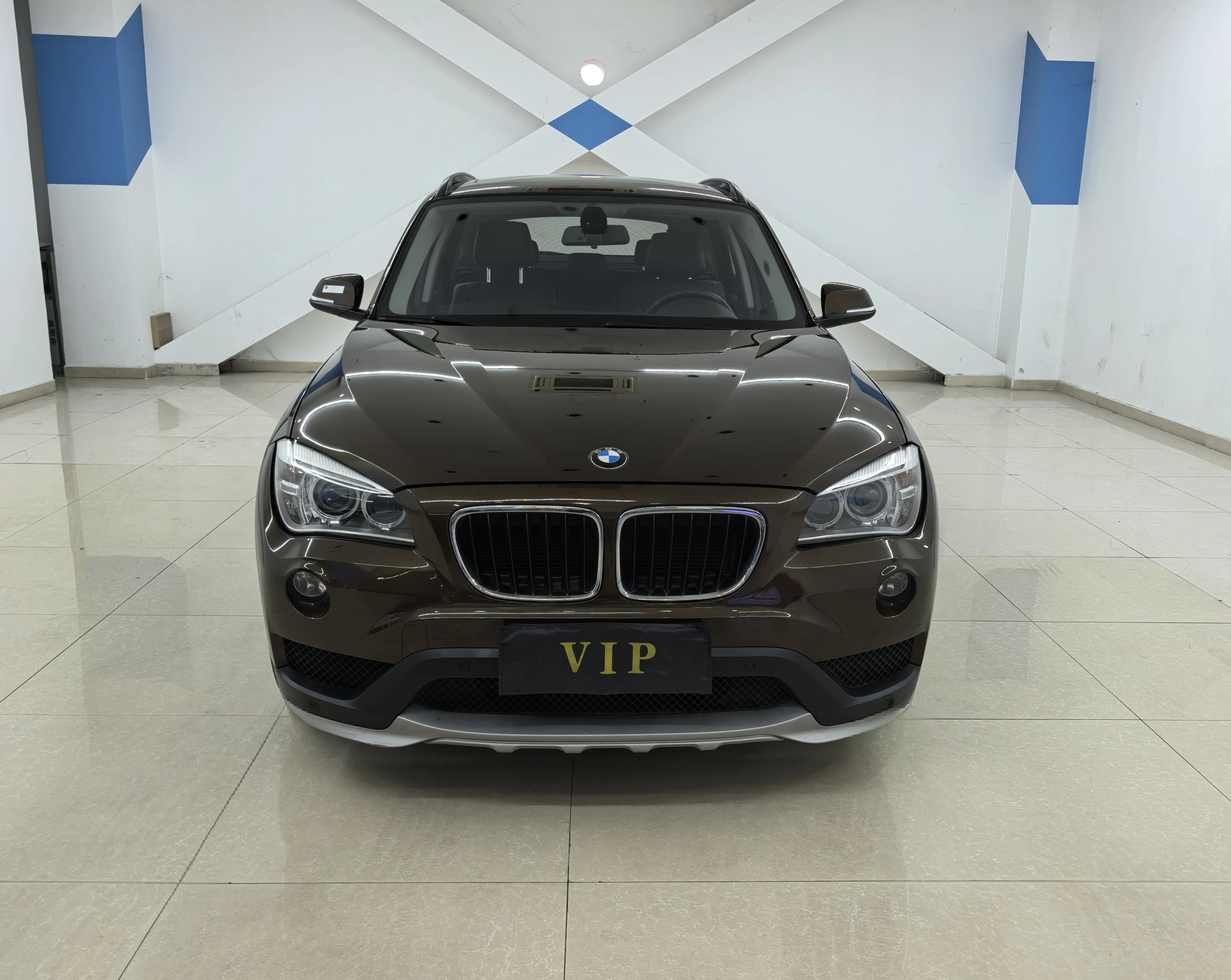 BMW X1  из Китая