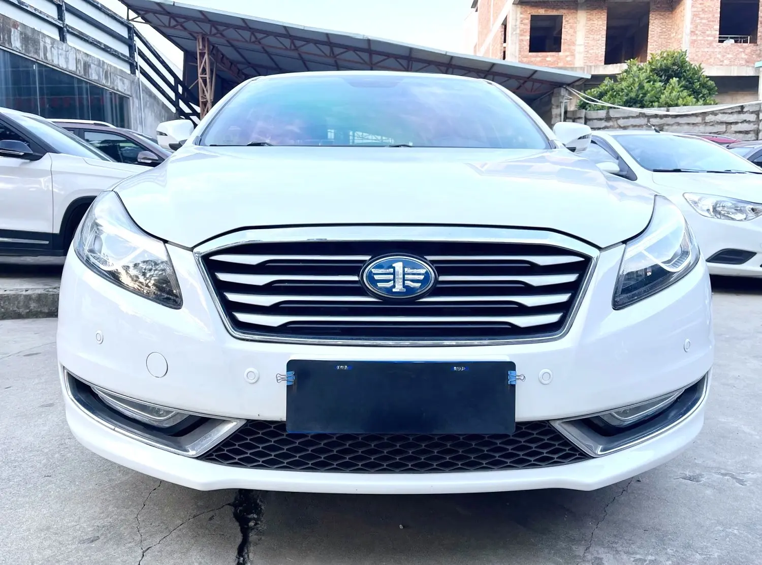 FAW Bestune B70 (Besturn B70)  из Китая