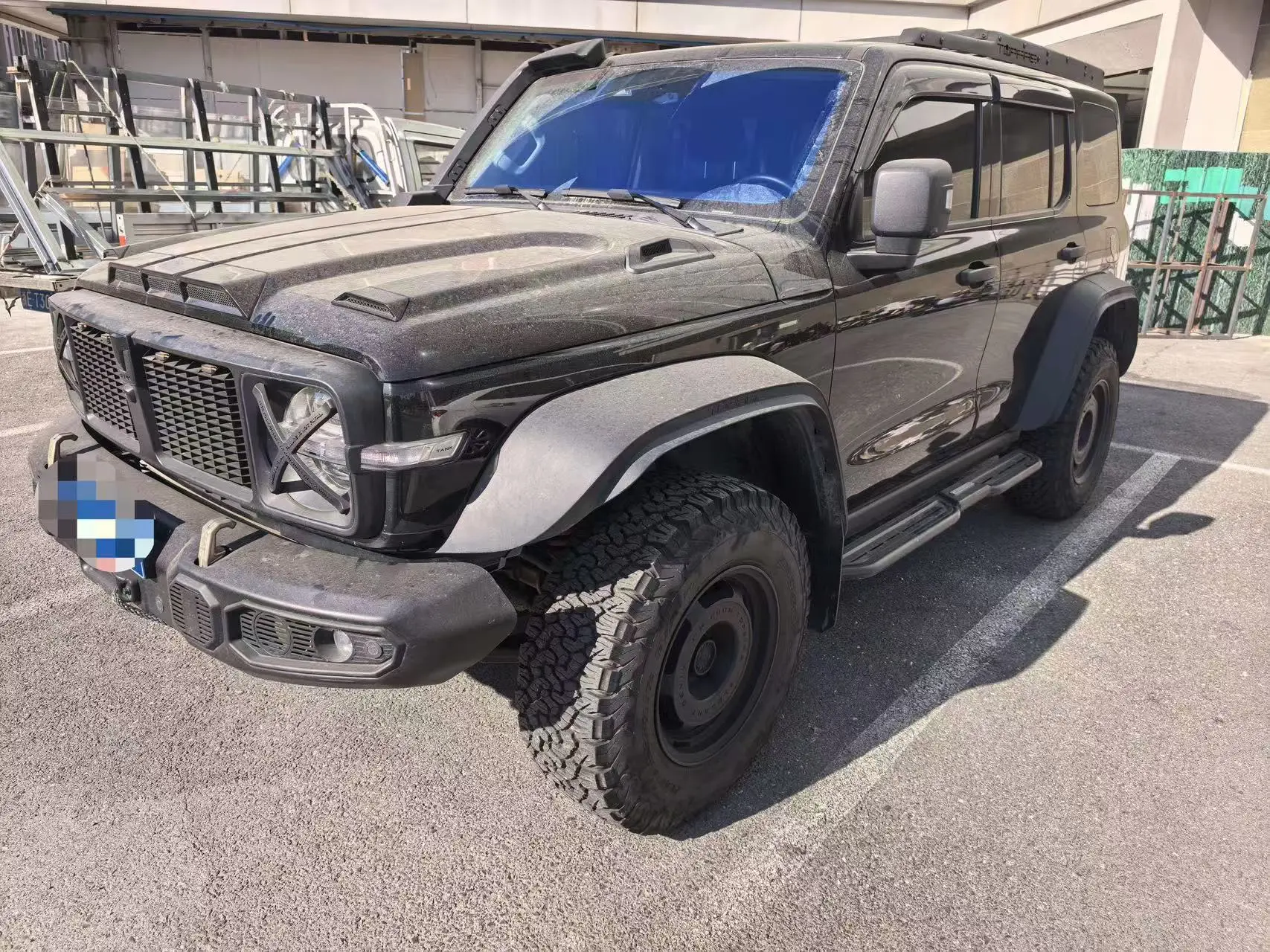 Tank 300  из Китая