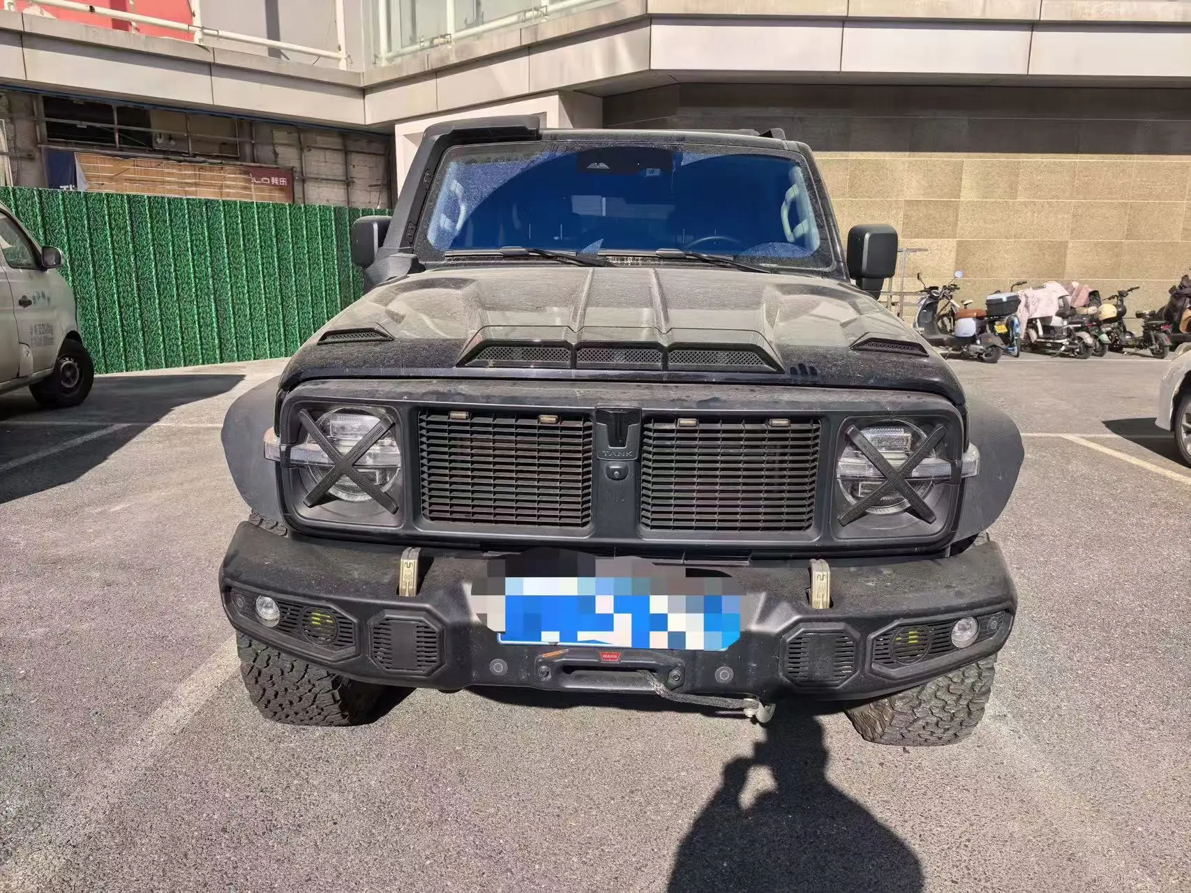 Tank 300  из Китая