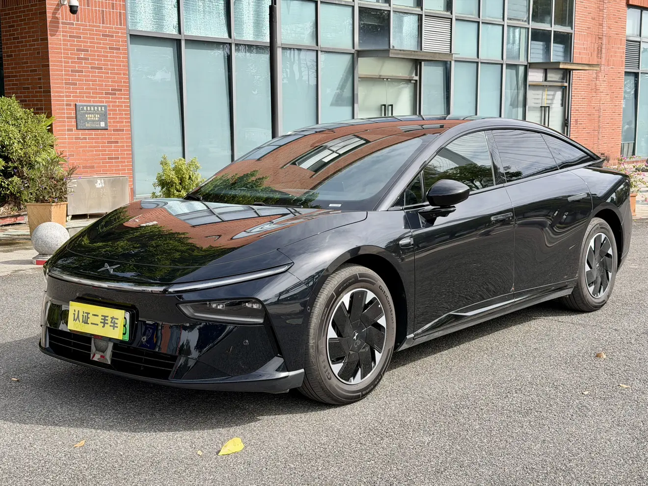 Xpeng P7+  из Китая