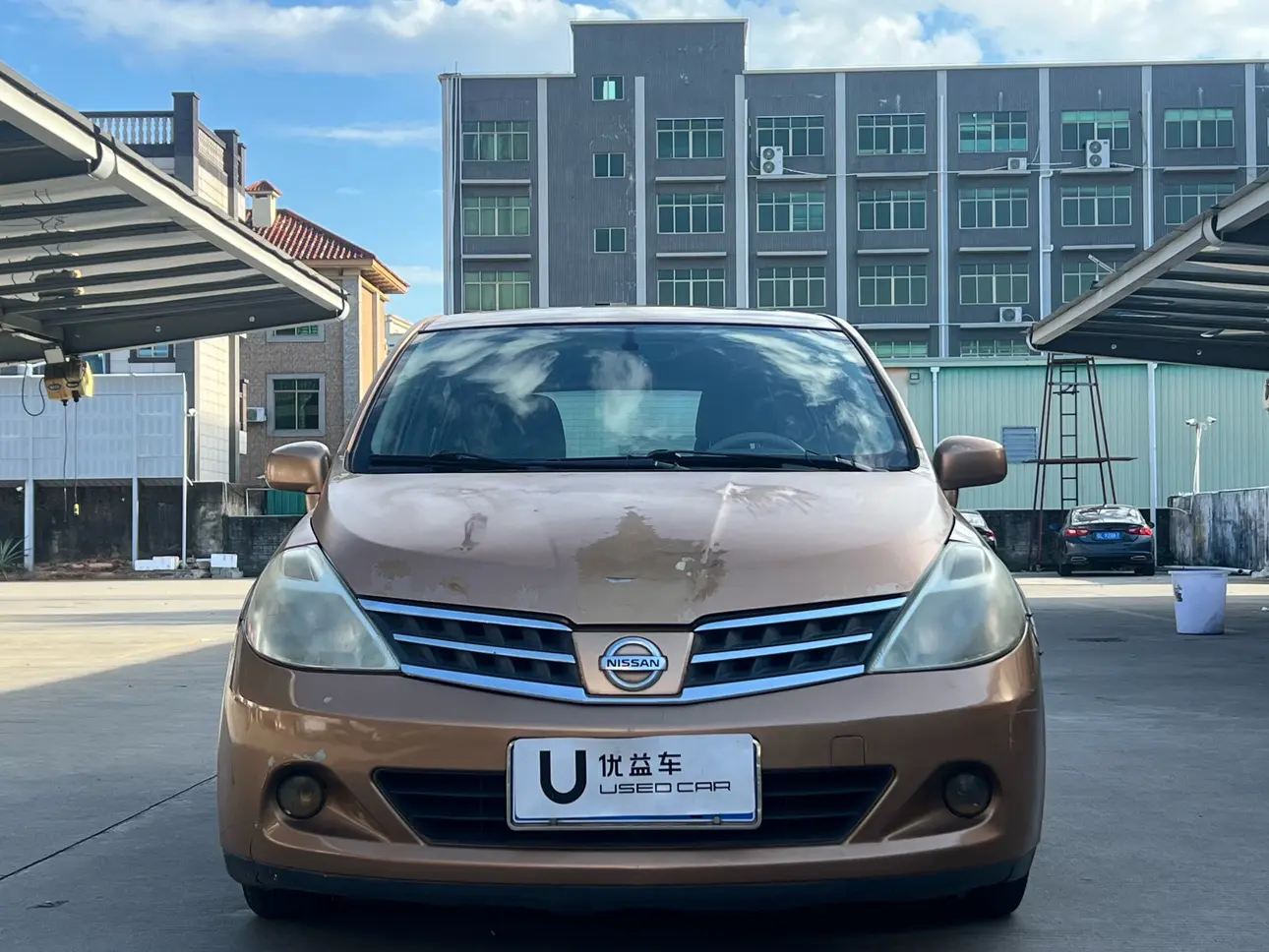 Nissan Tiida  из Китая