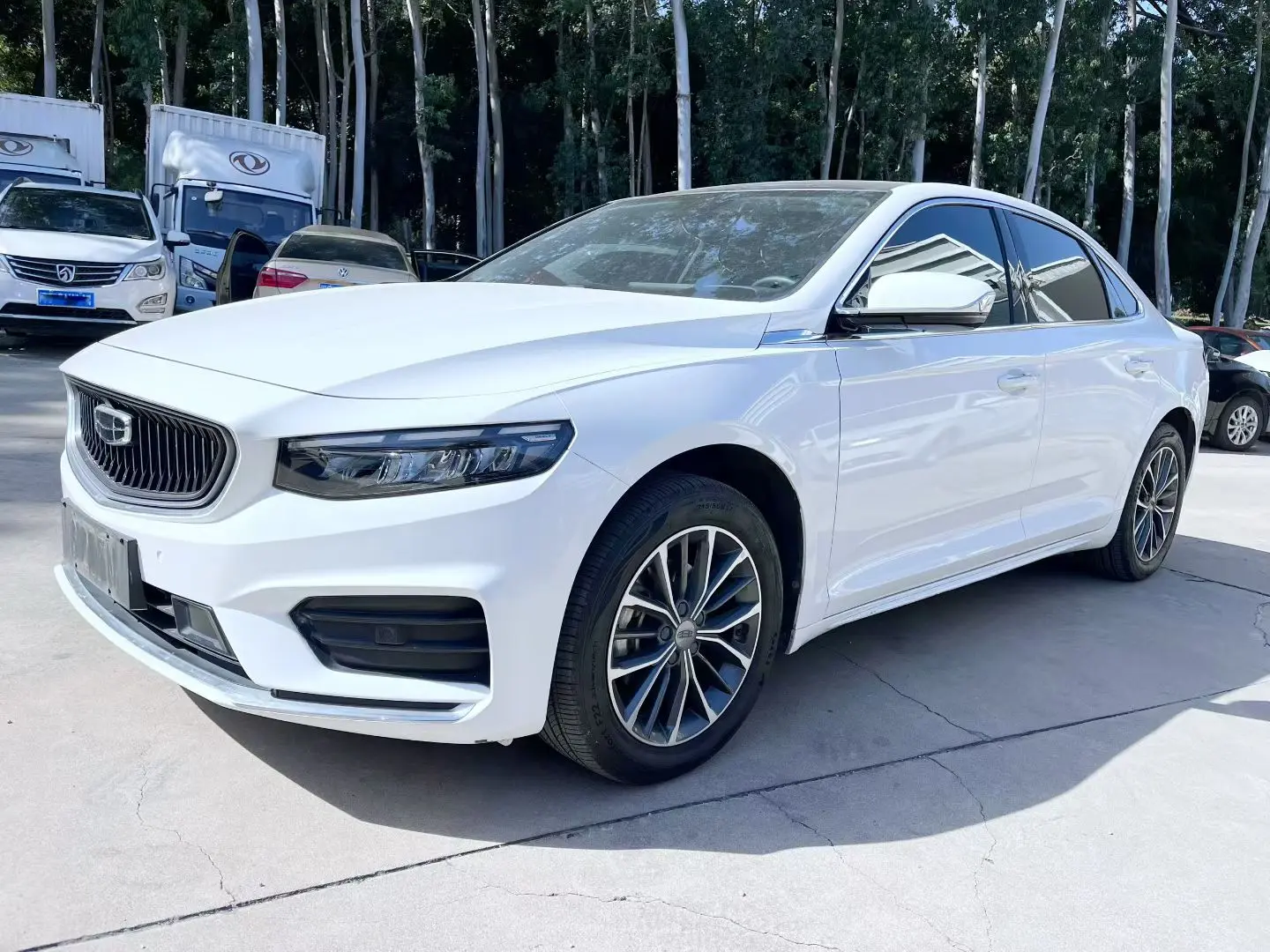 Geely Xing Rui  из Китая