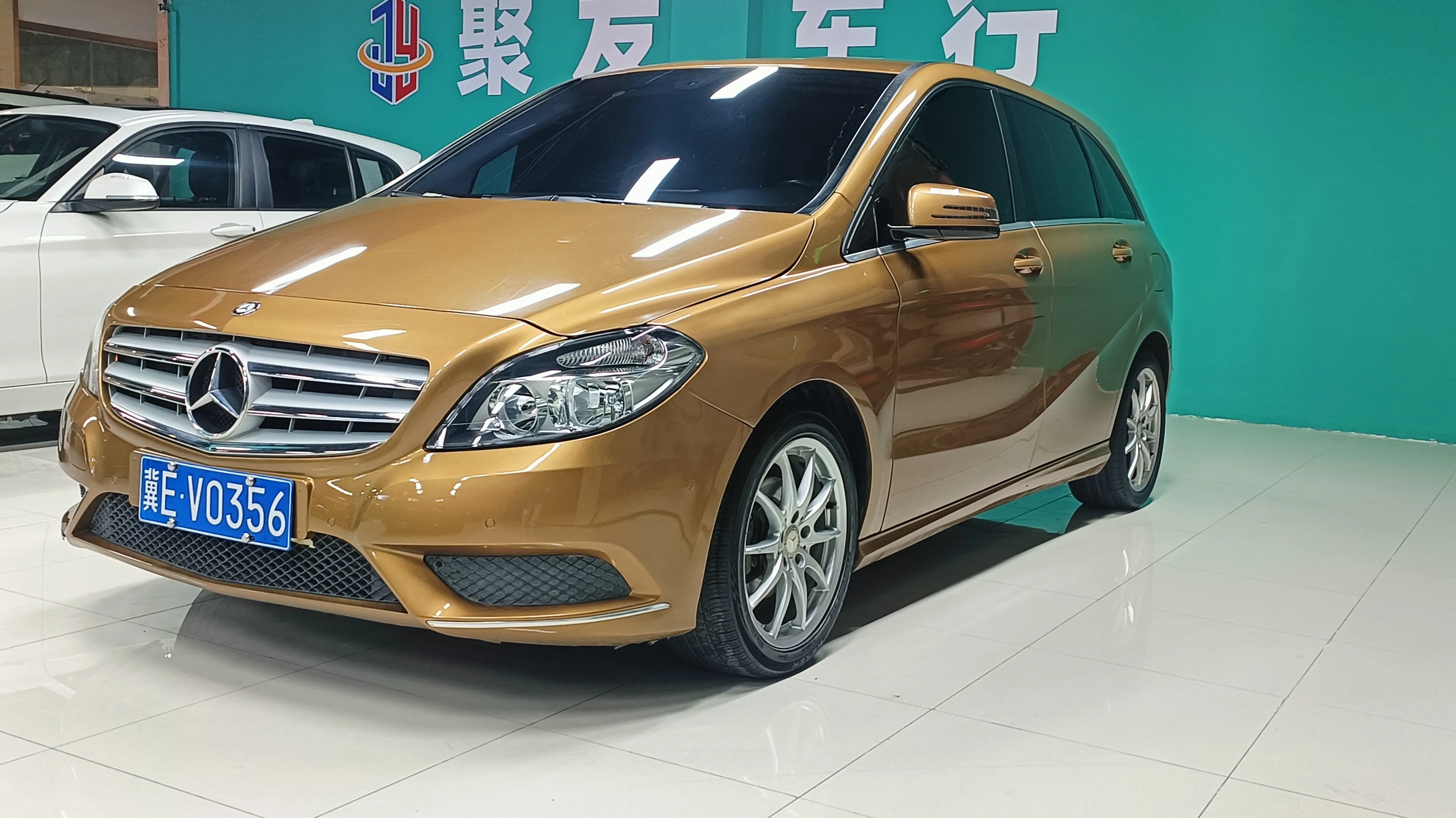 Mercedes-Benz Mercedes Benz B Class  из Китая