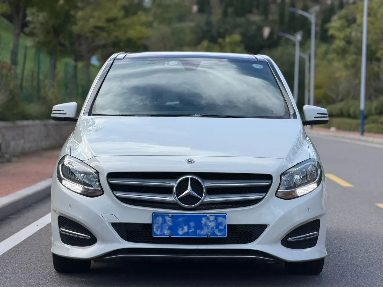Mercedes-Benz Mercedes Benz B Class  из Китая