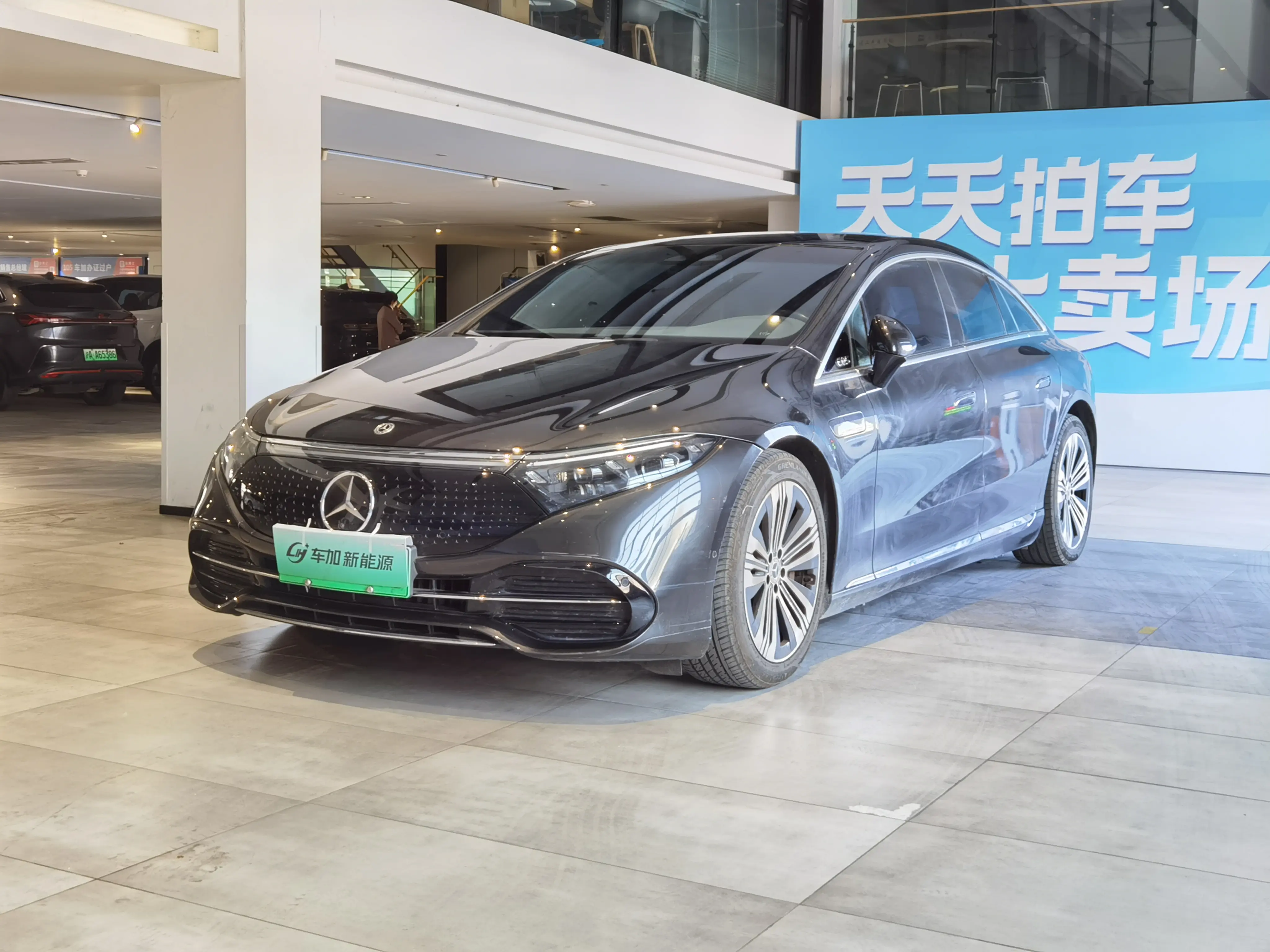 Mercedes-Benz EQS  из Китая