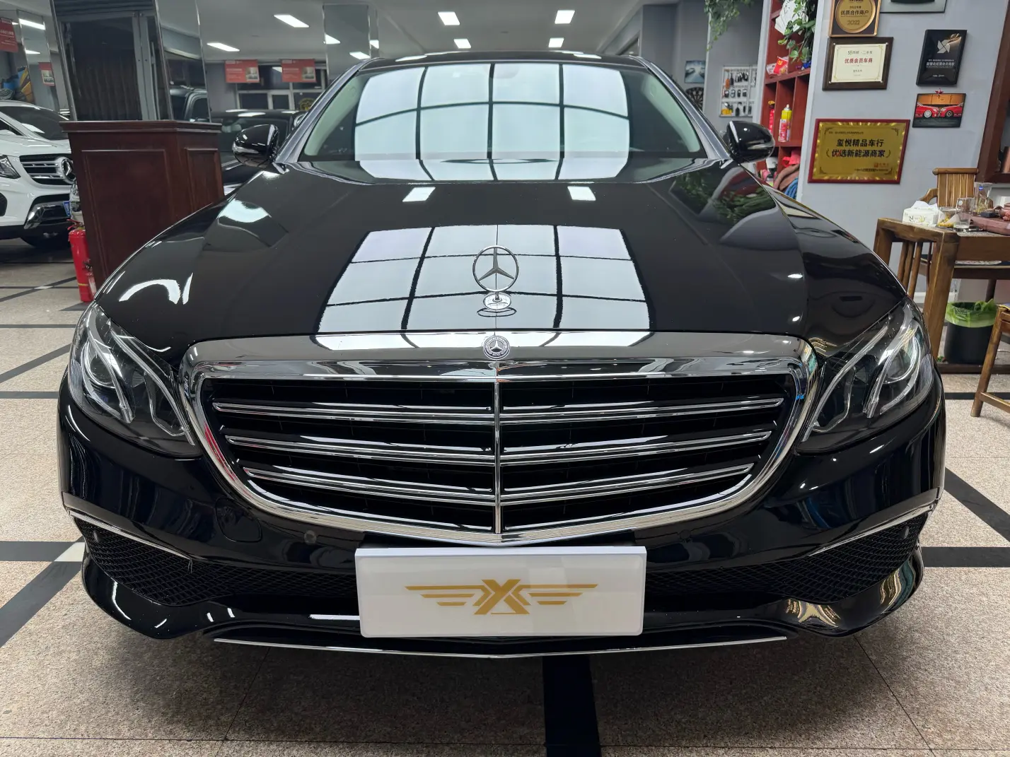 Mercedes-Benz E-Class  из Китая