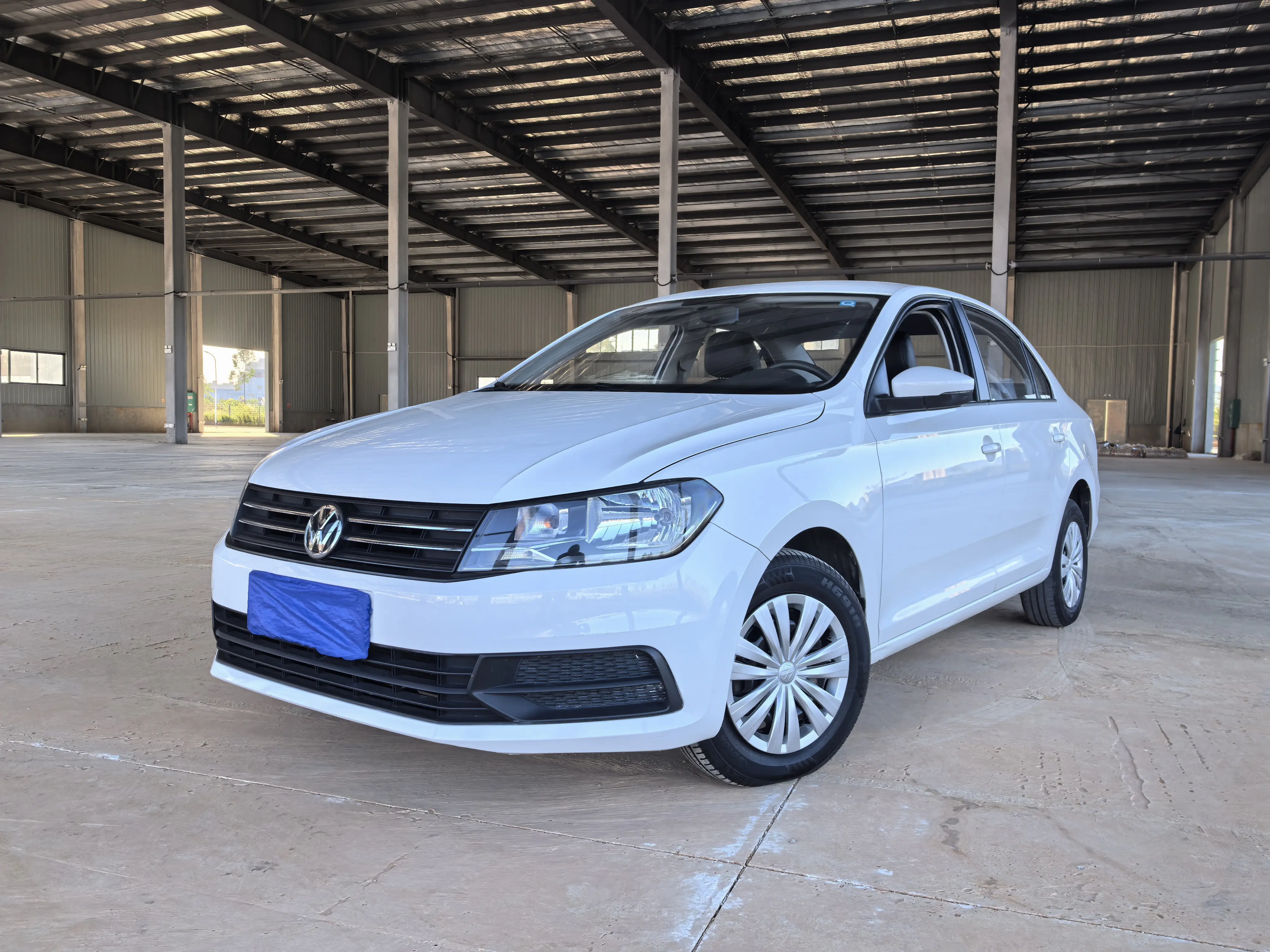 Volkswagen Santana  из Китая