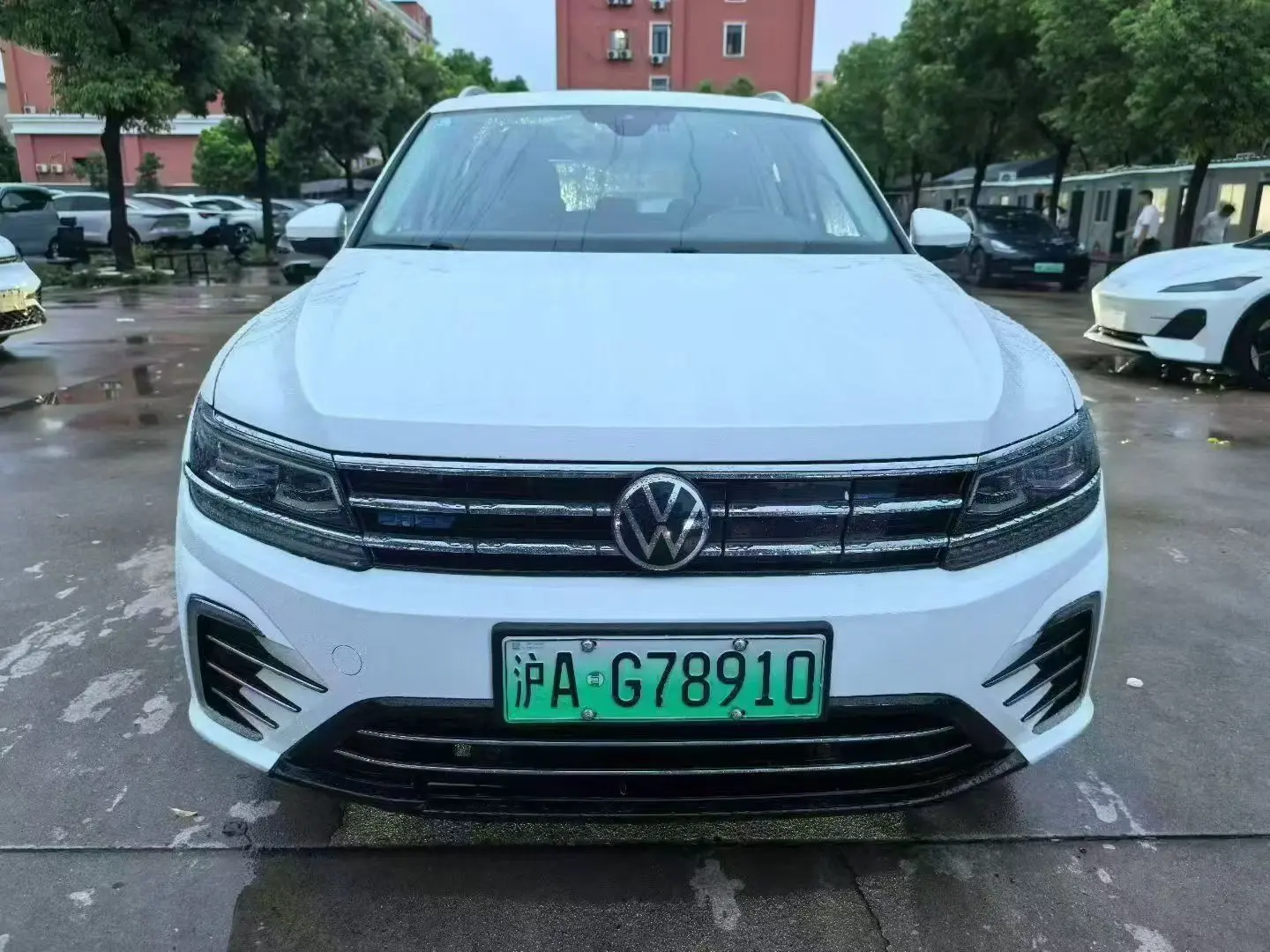 Volkswagen Tiguan L PHEV  из Китая