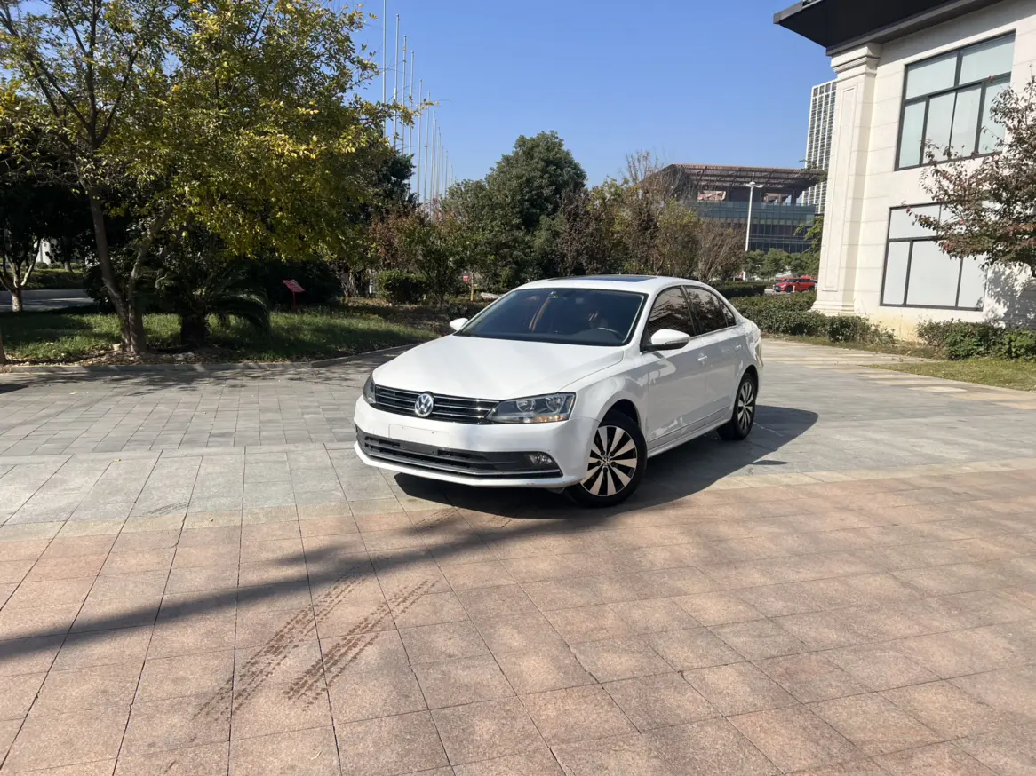 Volkswagen Sagitar  из Китая