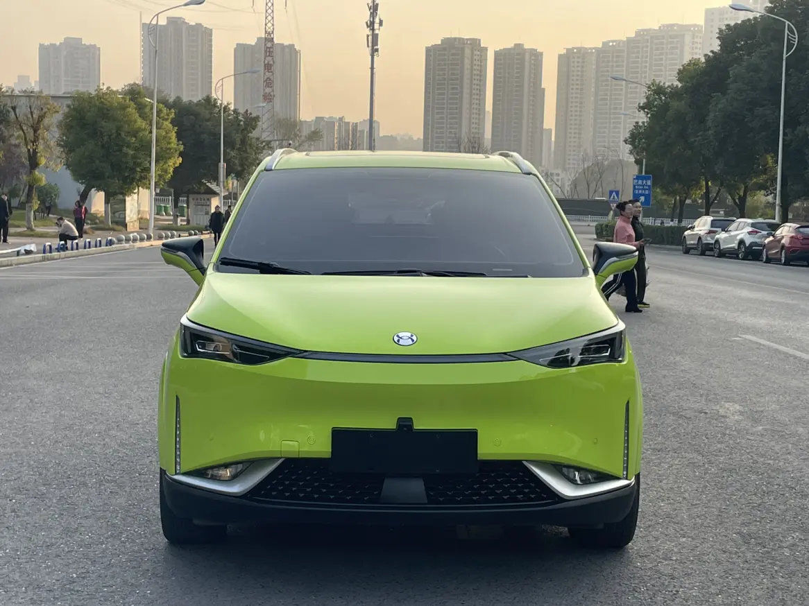 HYCAN Hechuang Z03  из Китая