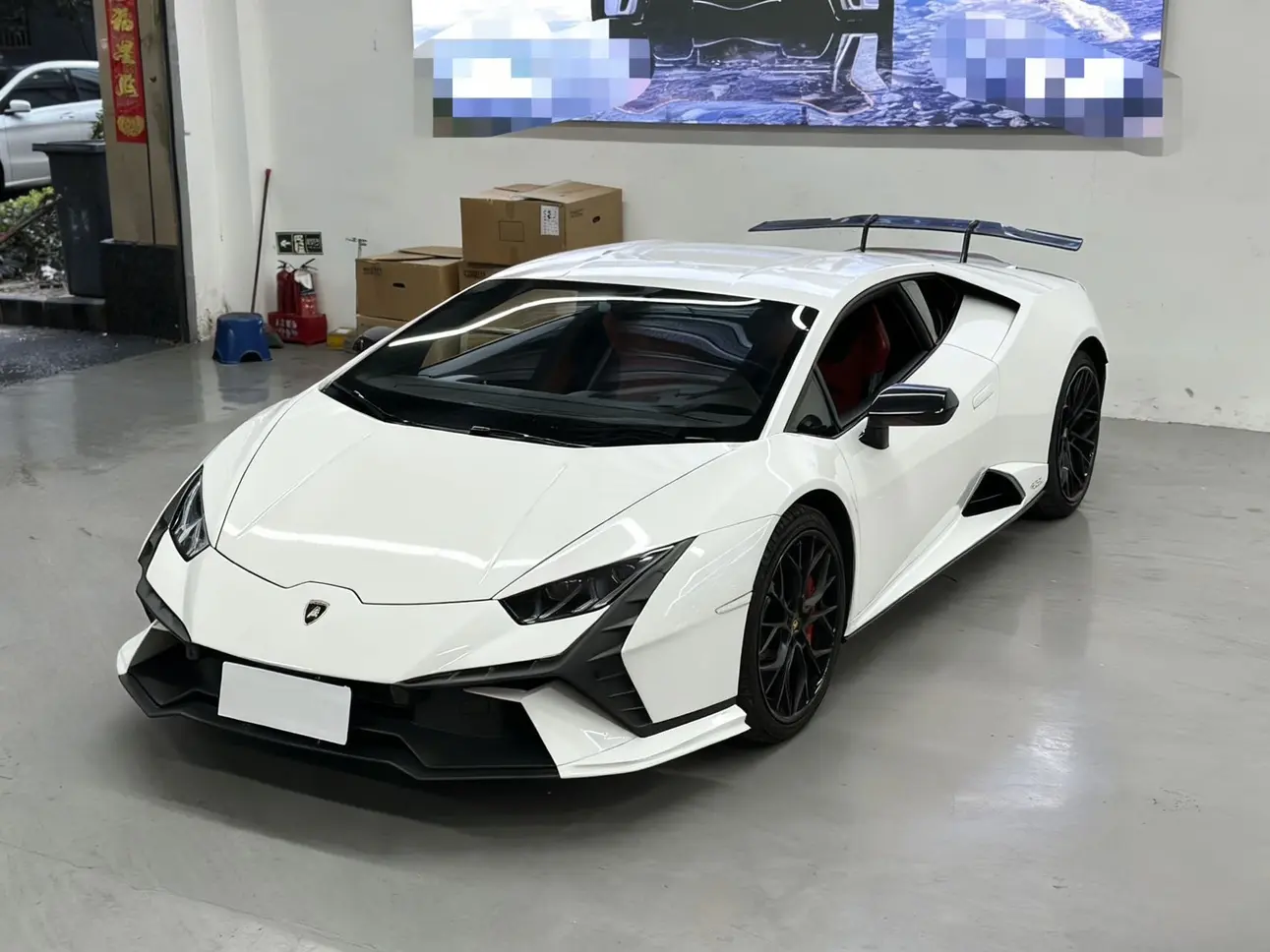Lamborghini Huracán  из Китая