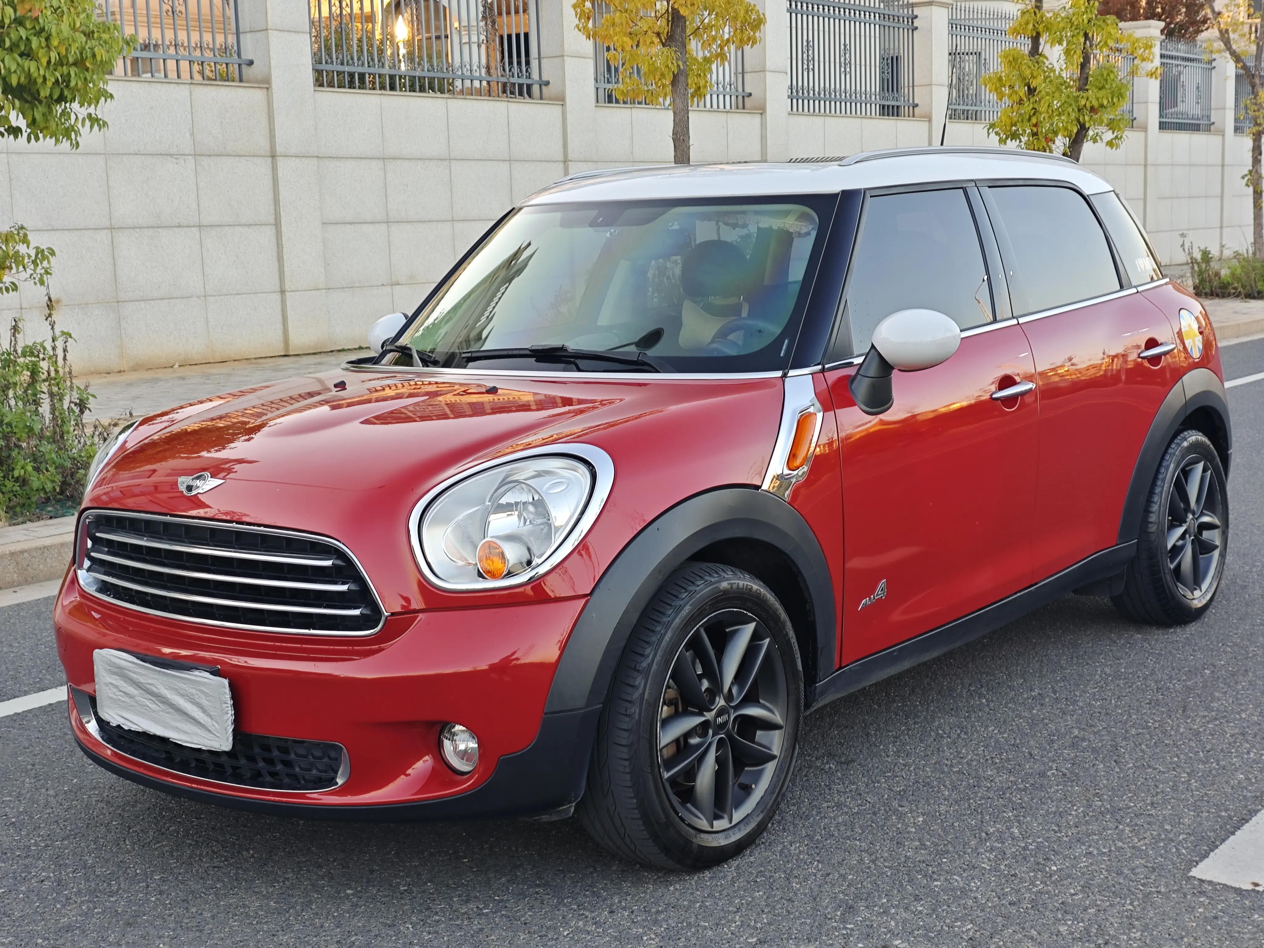 MINI COUNTRYMAN
