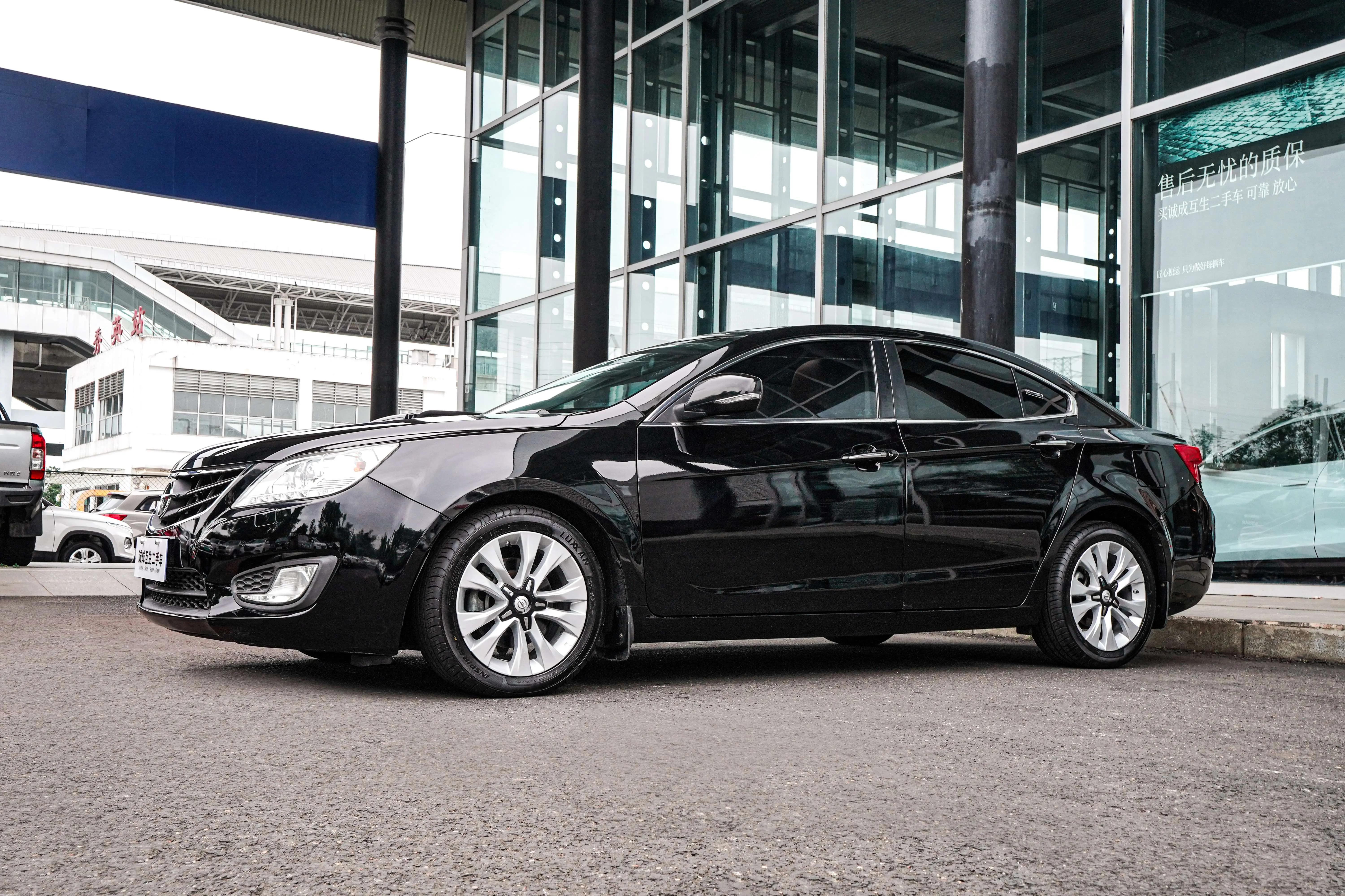 HAIMA Haima M8  из Китая