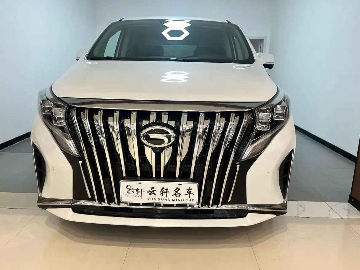 GAC Trumpchi M8  из Китая