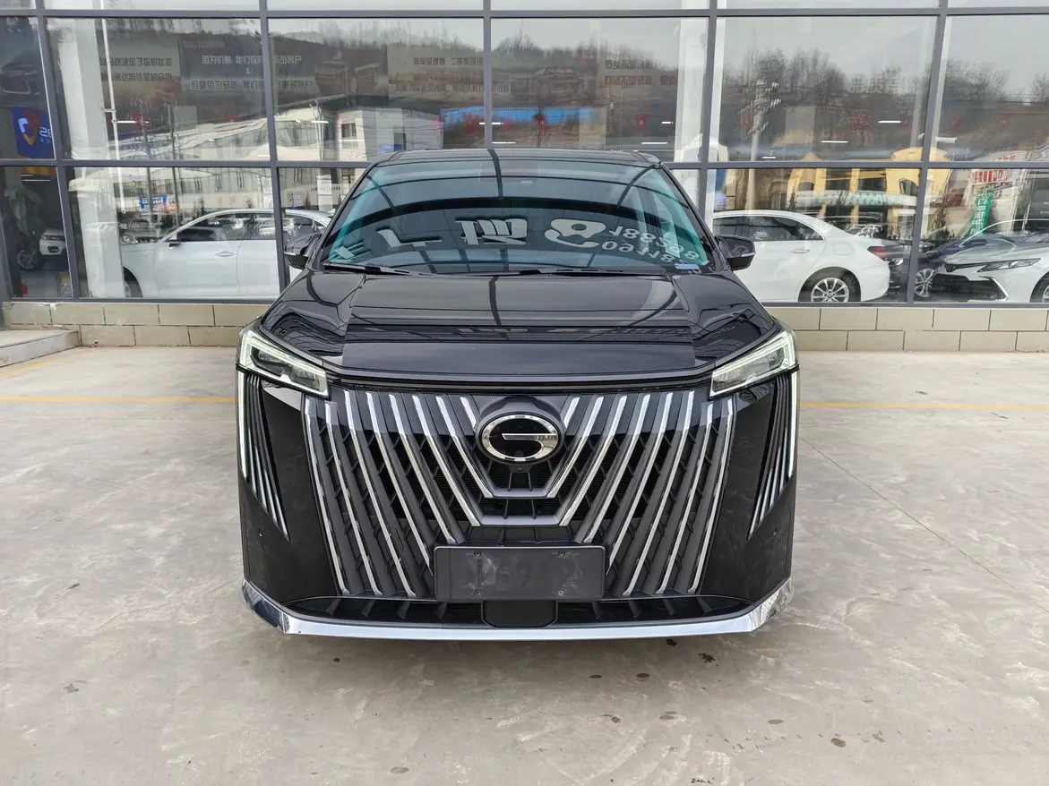 GAC Trumpchi M8  из Китая