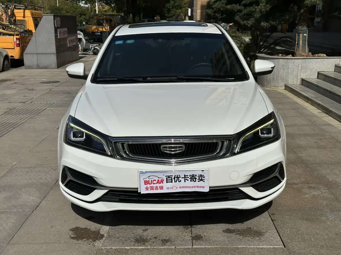 Geely Emgrand  из Китая