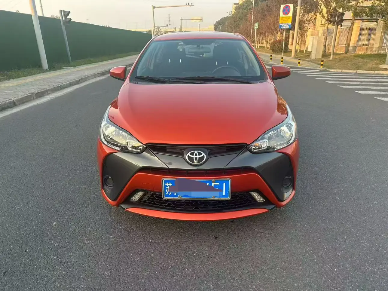 Toyota Yaris L  из Китая