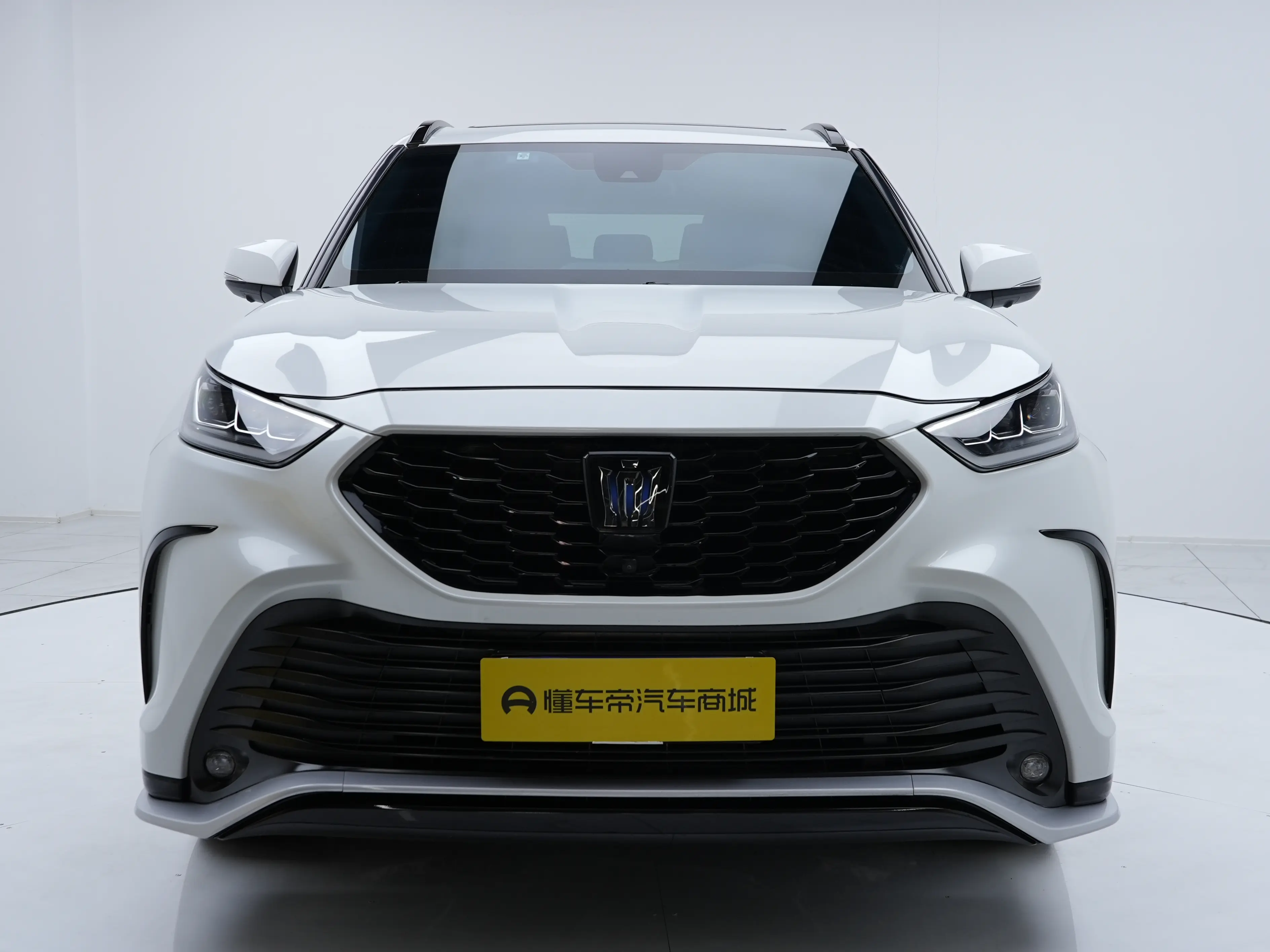 Toyota Crown Kluger  из Китая