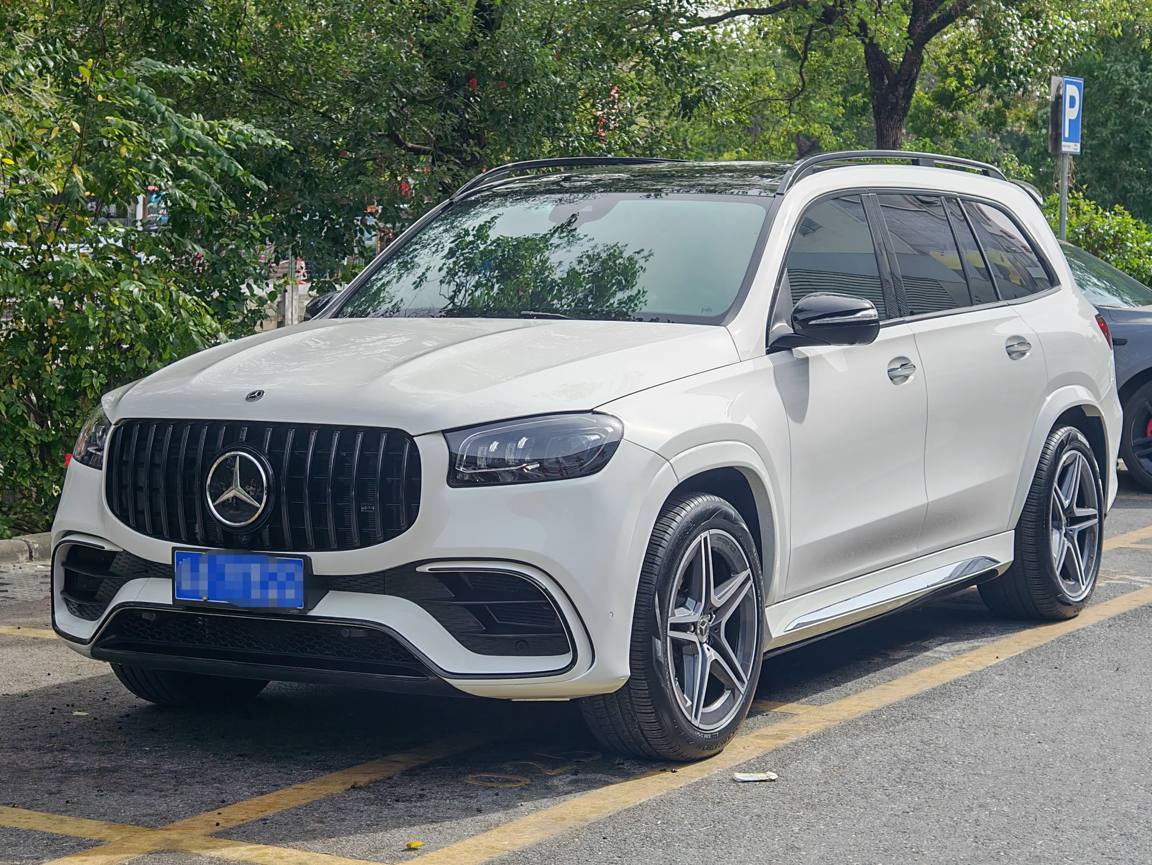 Mercedes-Benz Mercedes Benz GLS