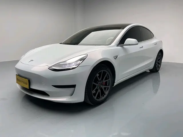 Tesla Model 3  из Китая