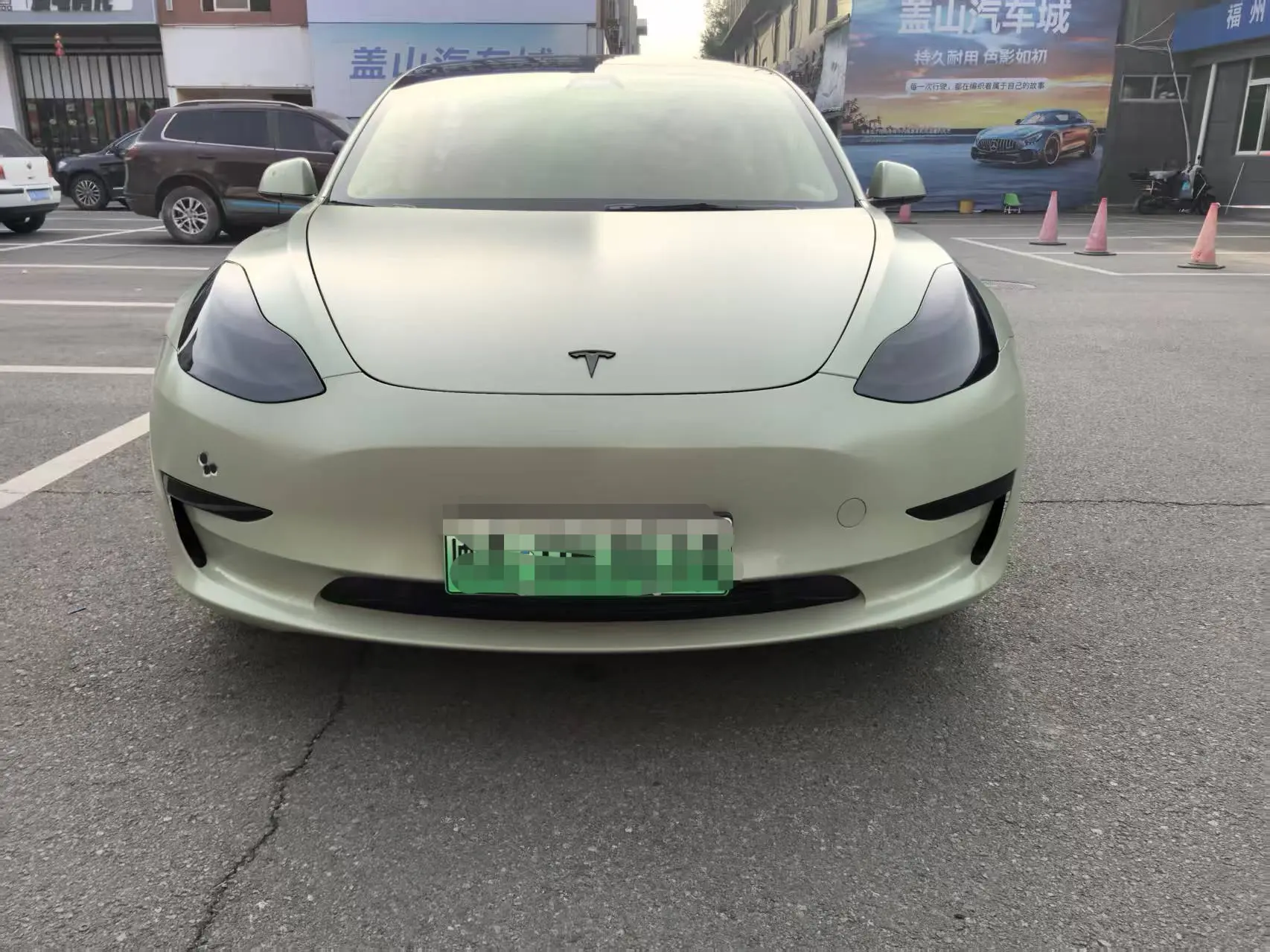 Tesla Model 3  из Китая