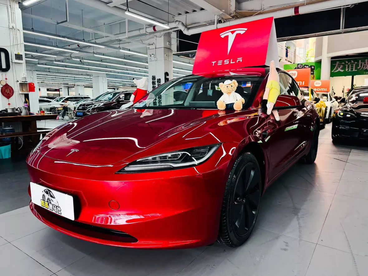 Tesla Model 3  из Китая