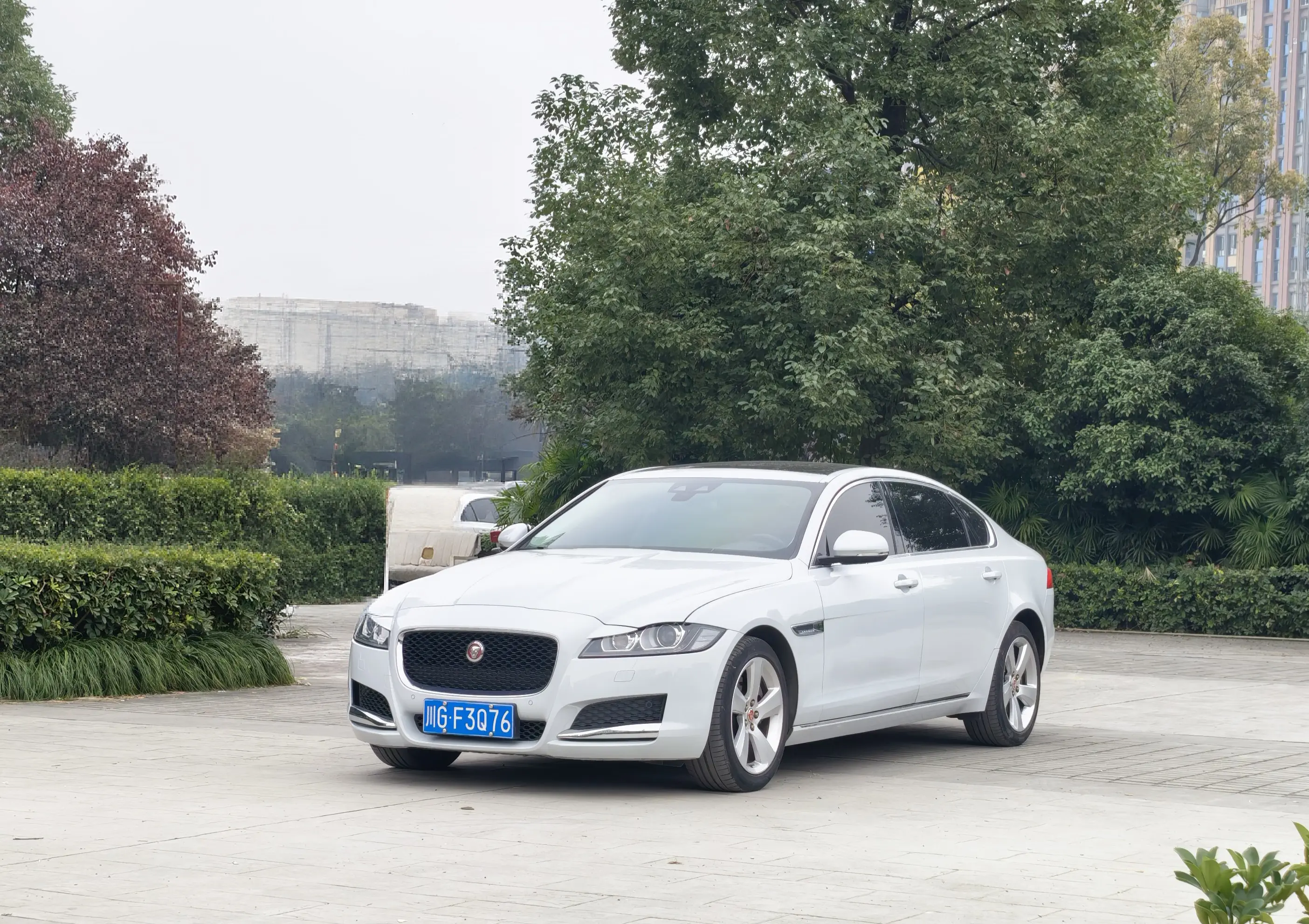 Jaguar XFL  из Китая