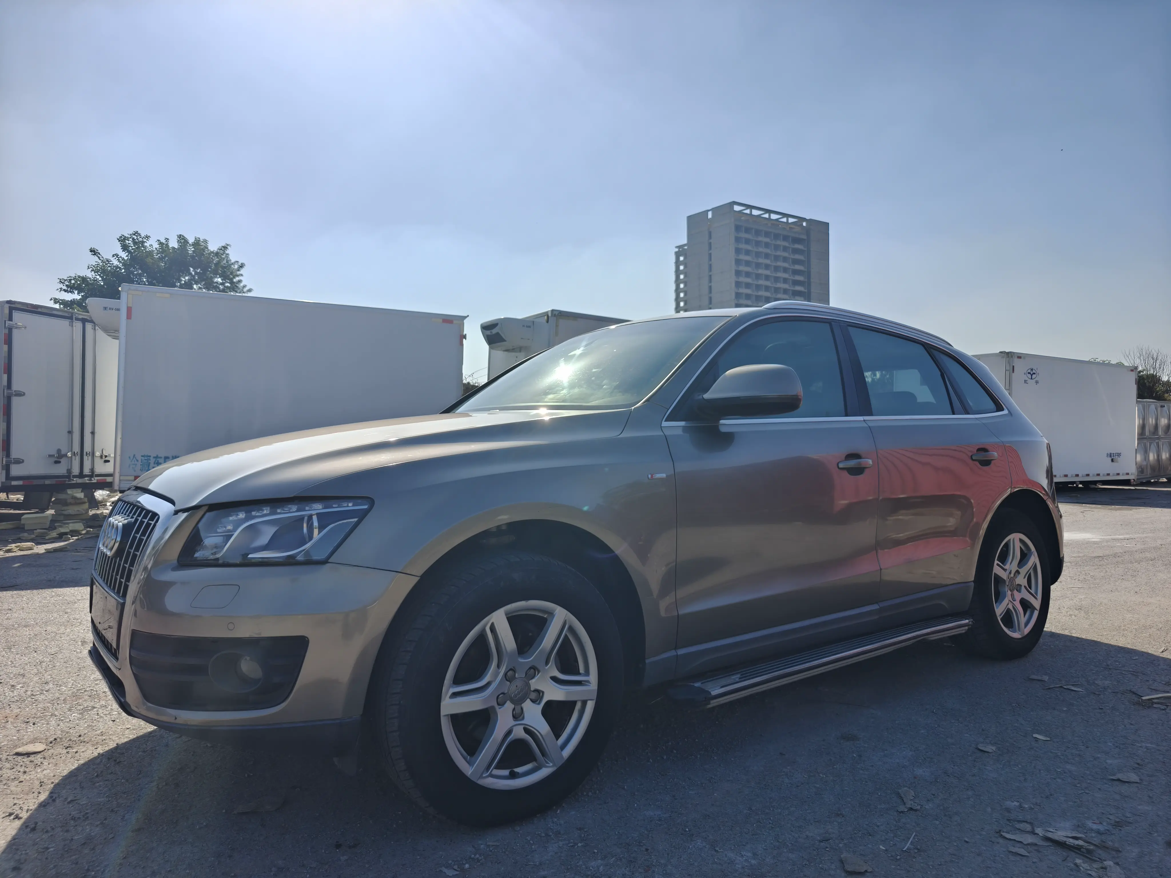 Audi Q5  из Китая