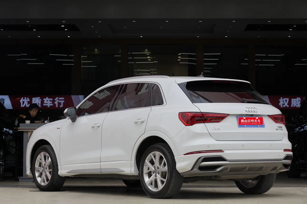 Audi Q3  из Китая