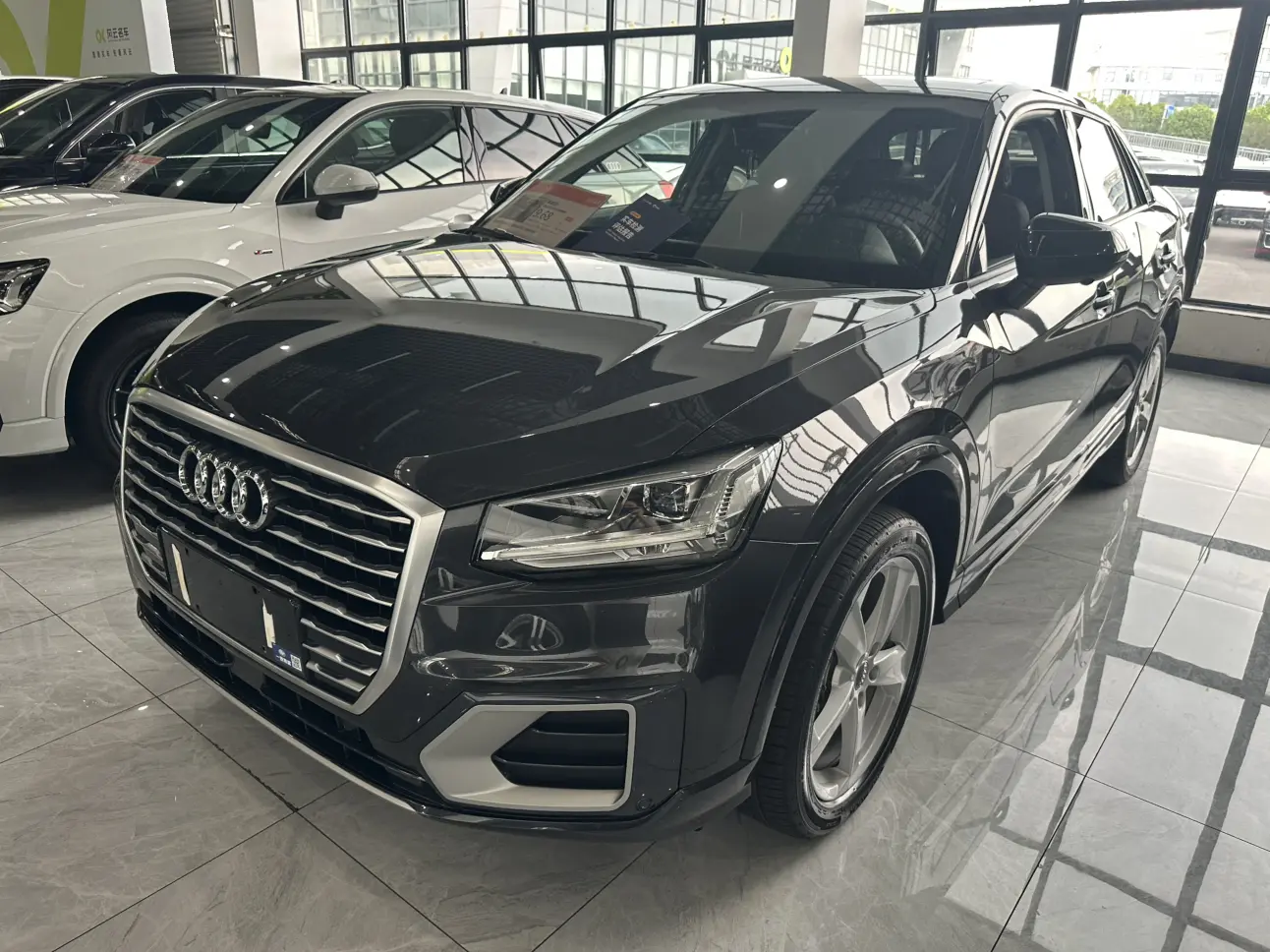 Audi Q2L  из Китая