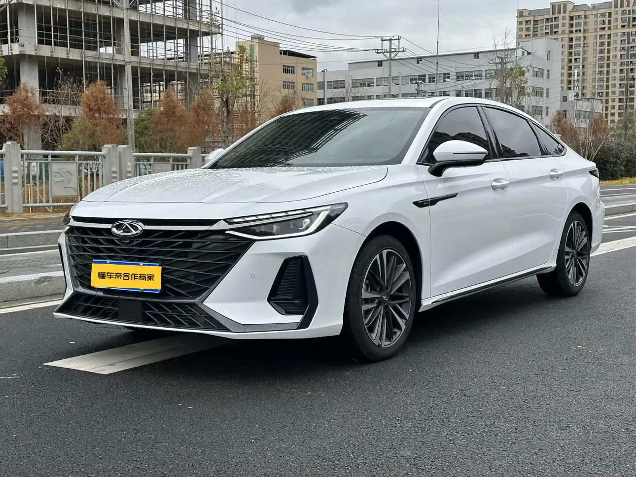 Chery Arrizo 8  из Китая