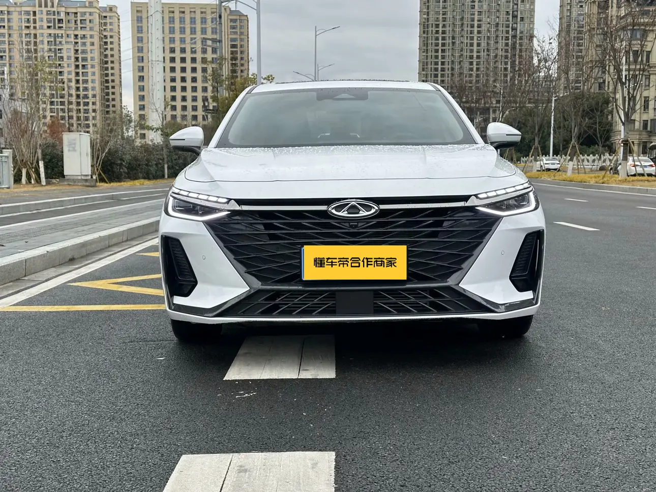 Chery Arrizo 8  из Китая