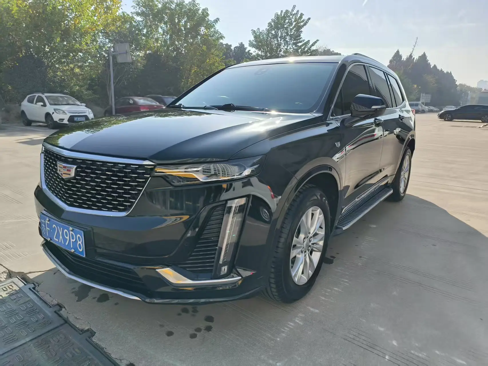 Cadillac XT6  из Китая