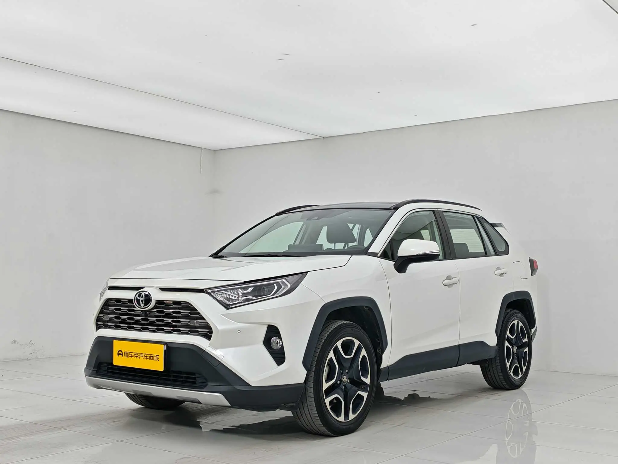 Toyota RAV4  из Китая