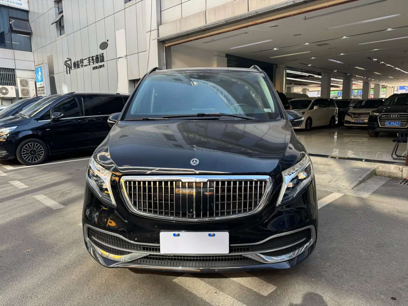 Mercedes-Benz Mercedes Benz V Class  из Китая