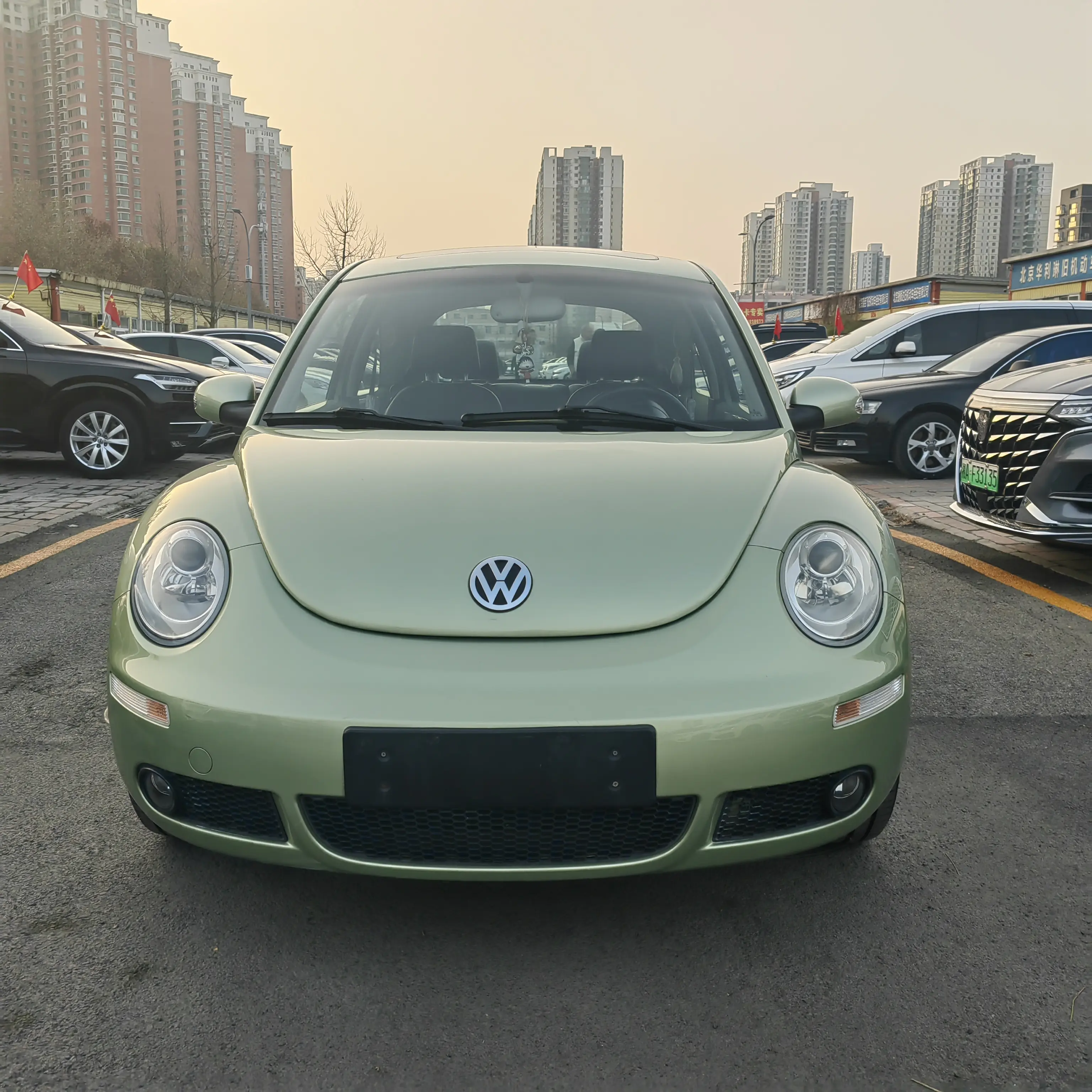 Volkswagen Beetle  из Китая