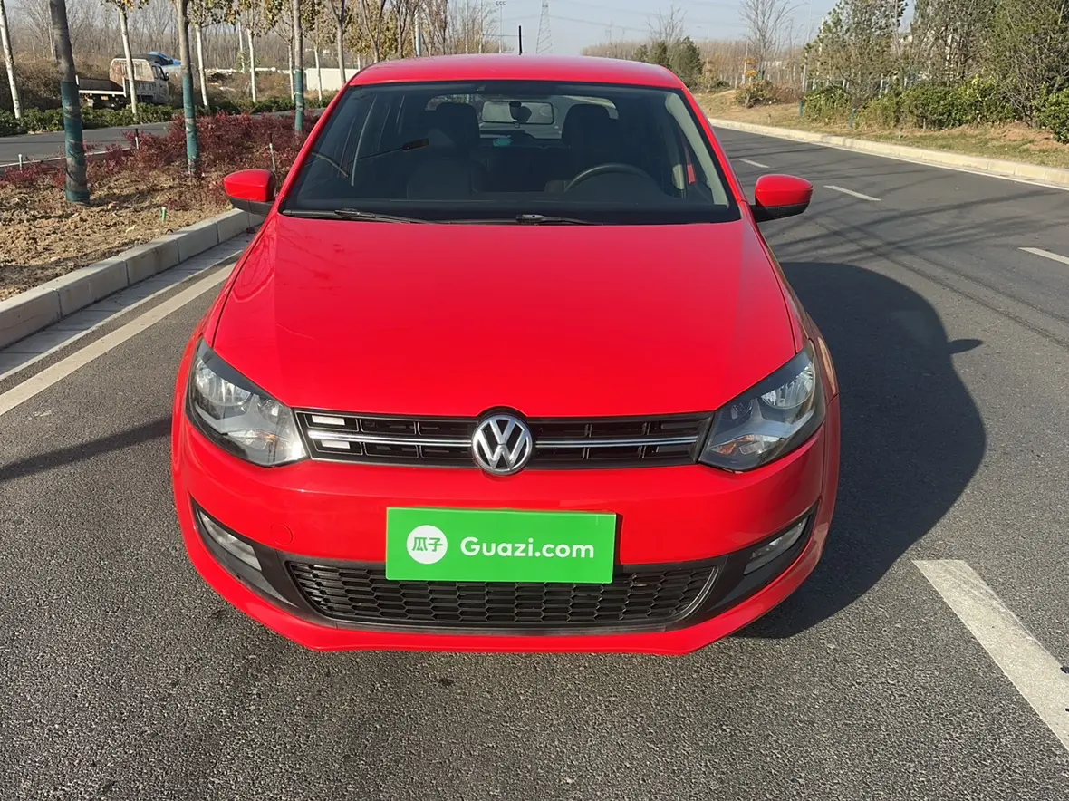 Volkswagen Polo  из Китая