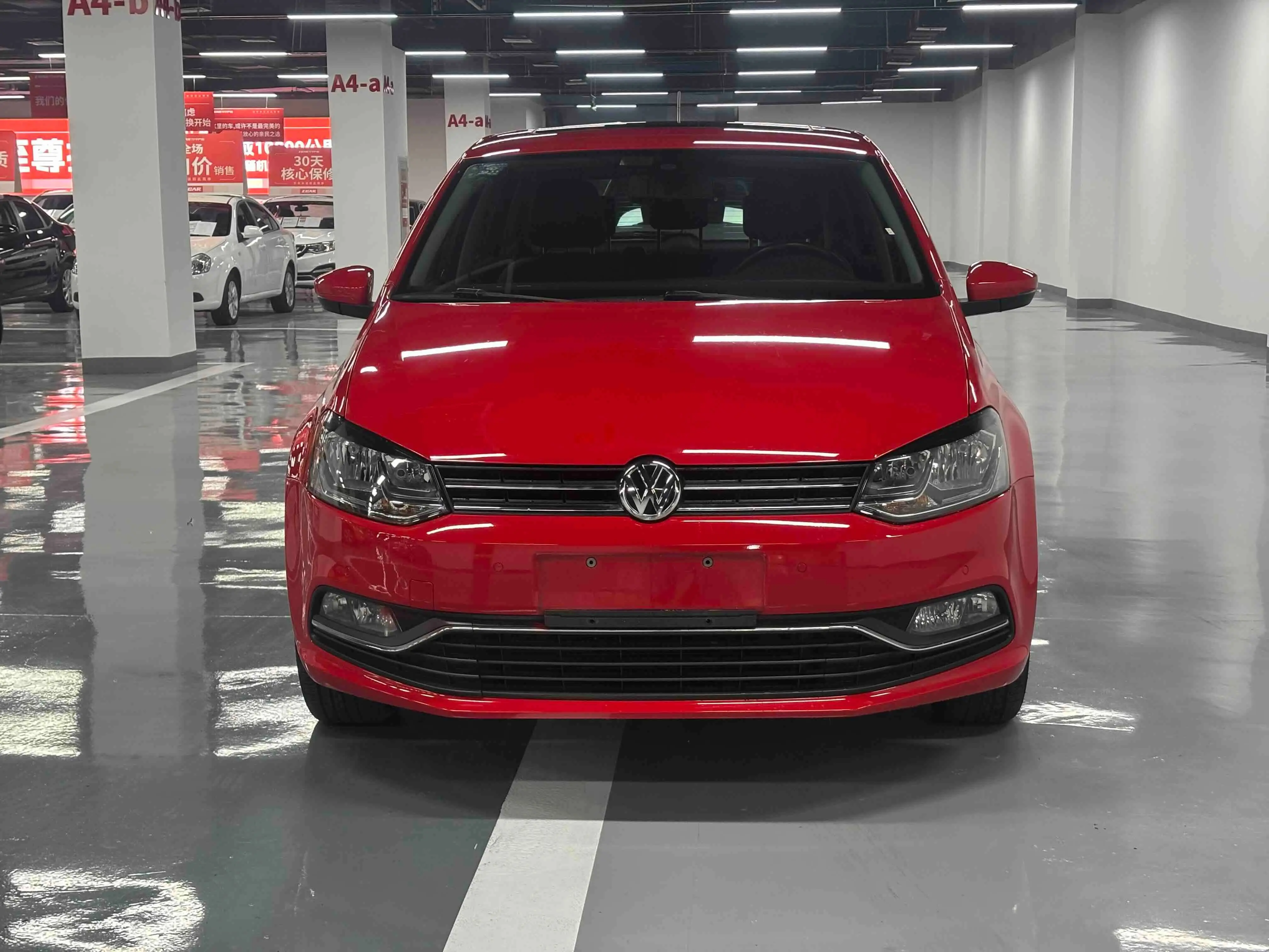 Volkswagen Polo  из Китая