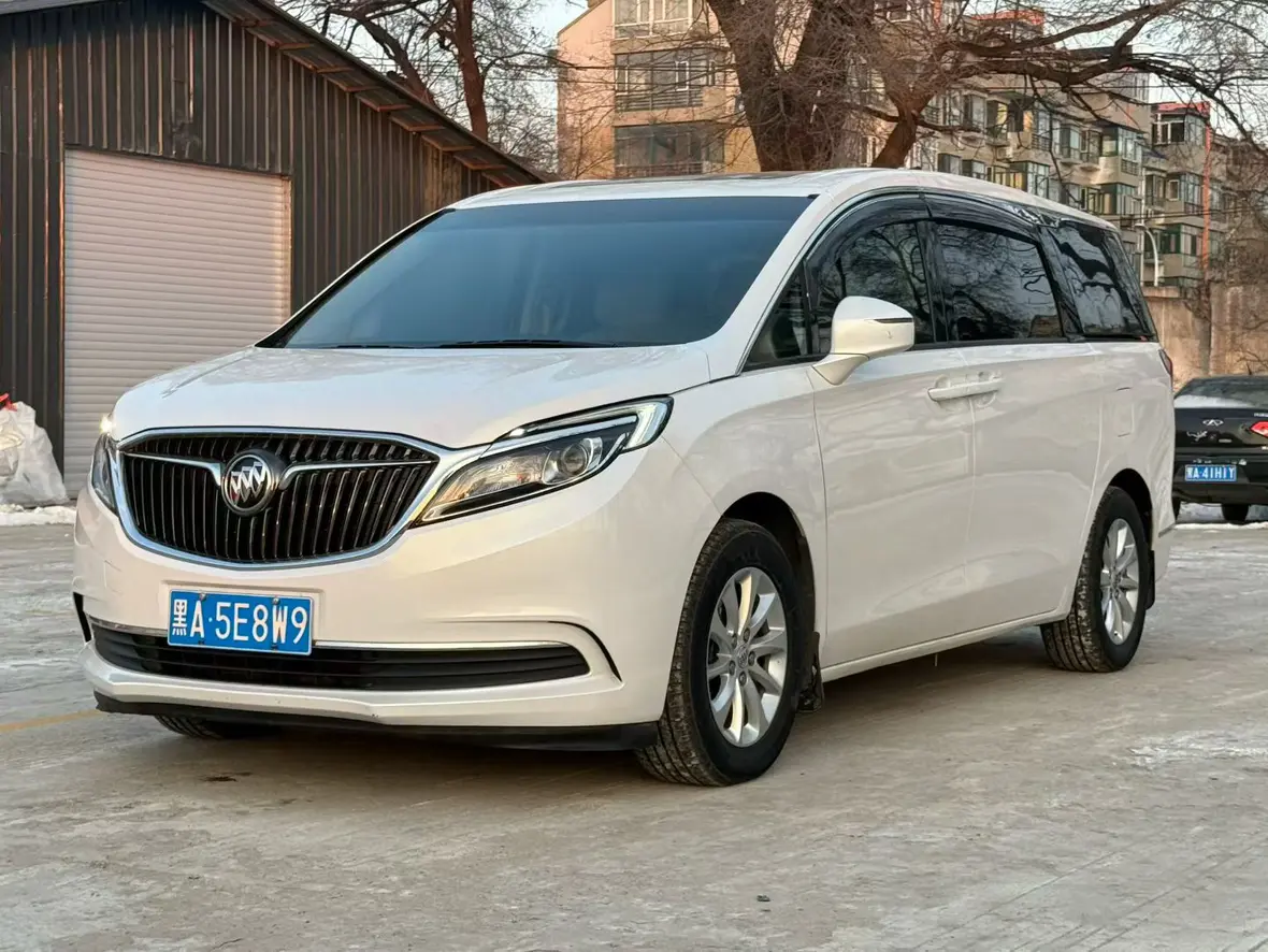 Buick GL8  из Китая