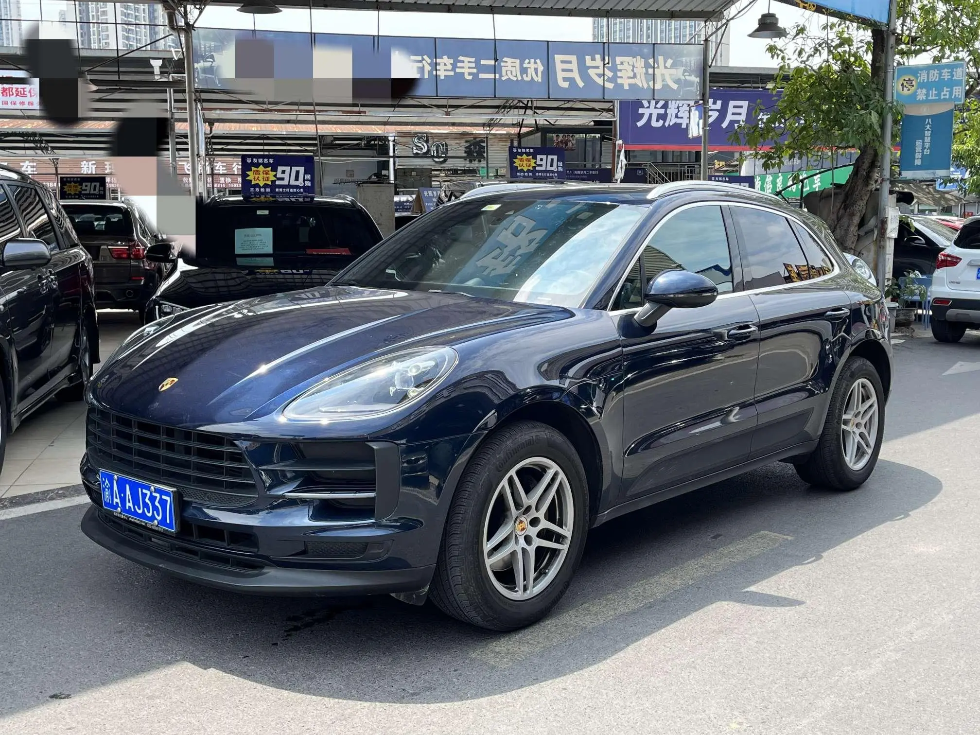 Porsche Macan  из Китая