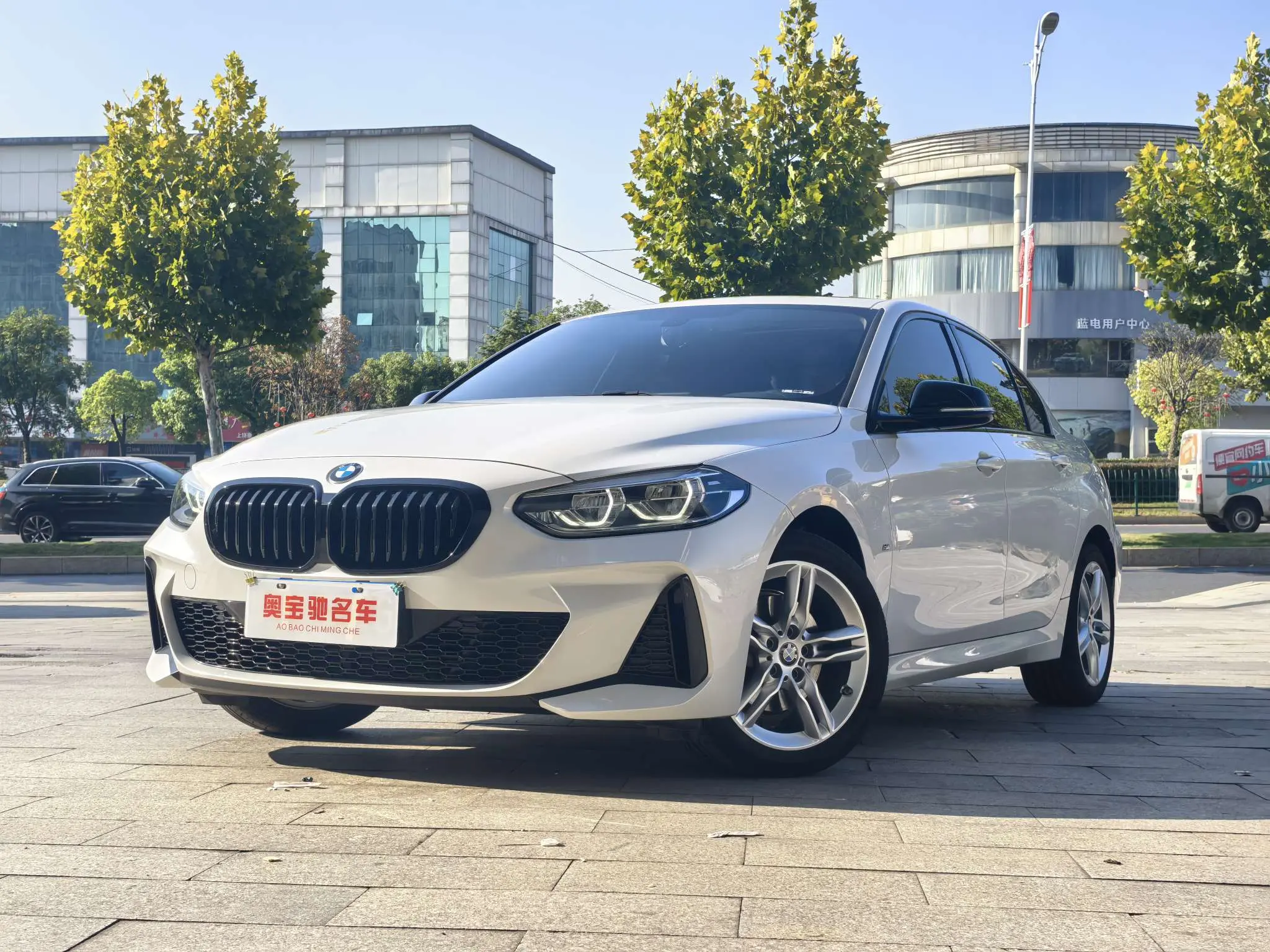 BMW 1 Series  из Китая