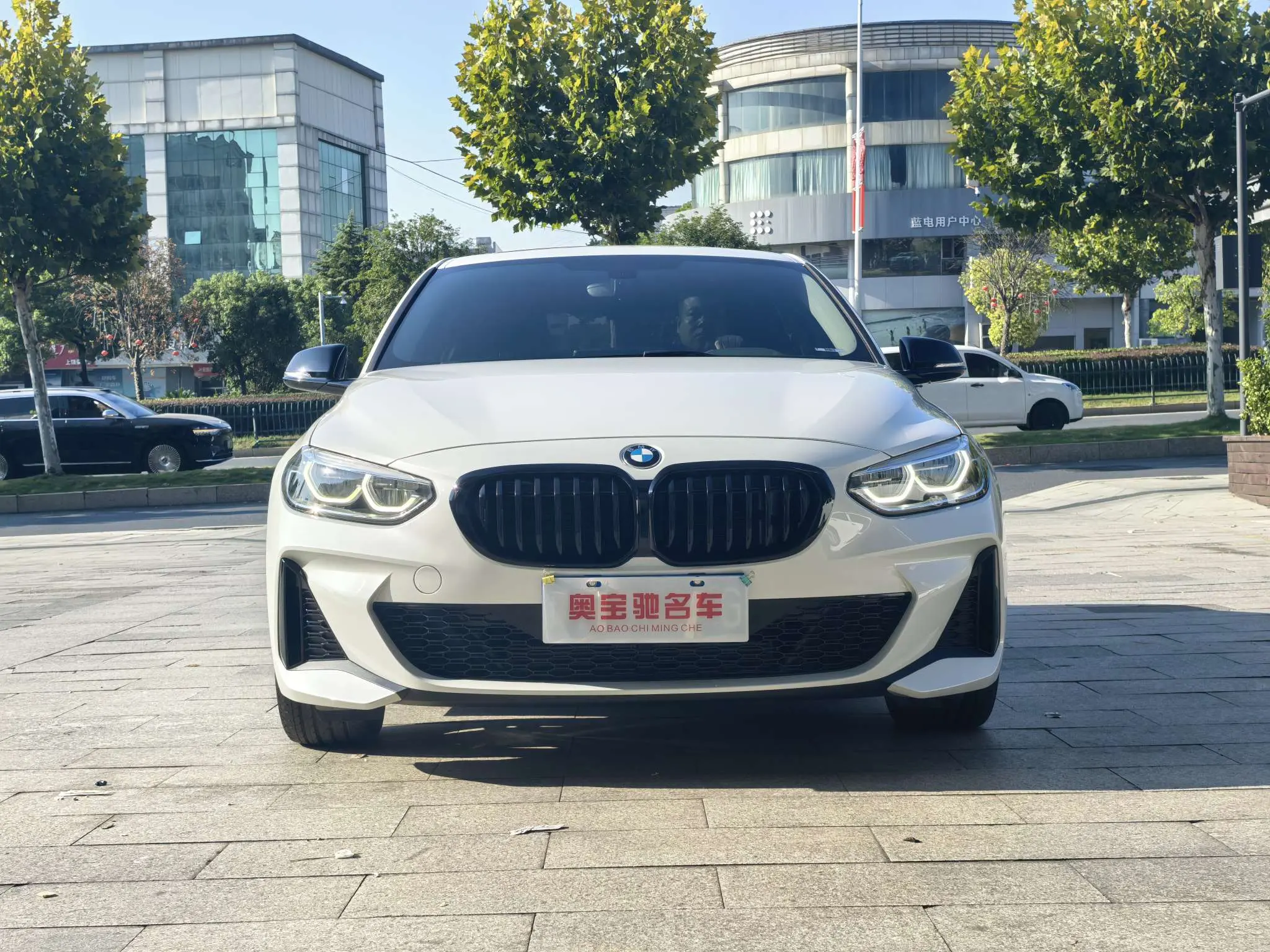 BMW 1 Series  из Китая