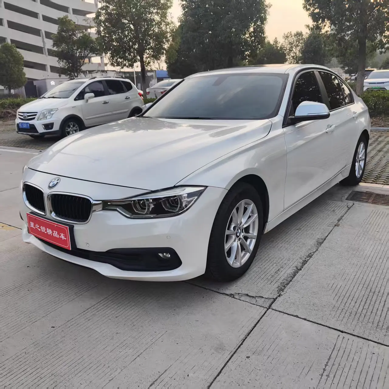 BMW 3 Series  из Китая