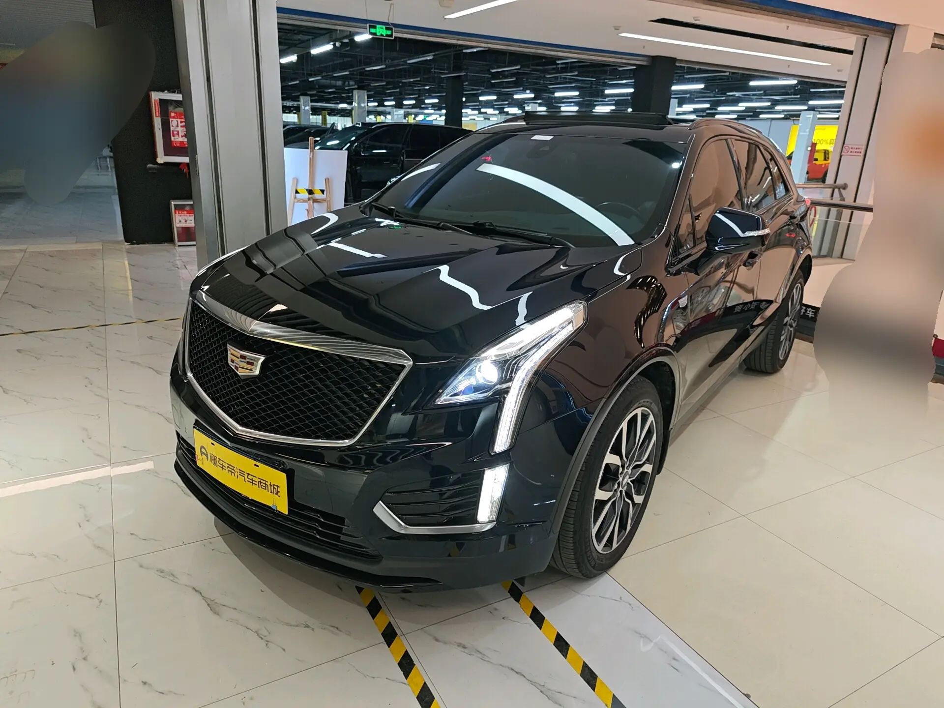 Cadillac XT5  из Китая