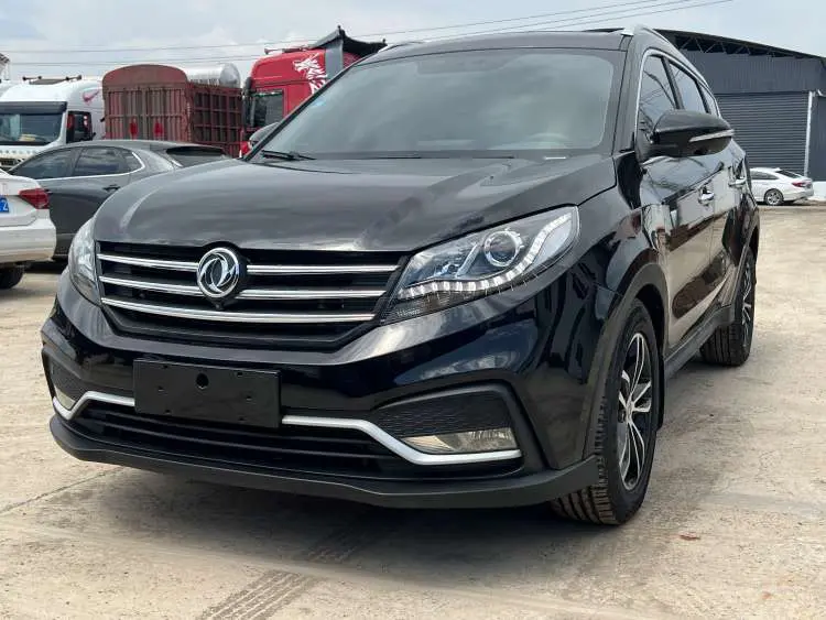 Dongfeng Fengon 580  из Китая