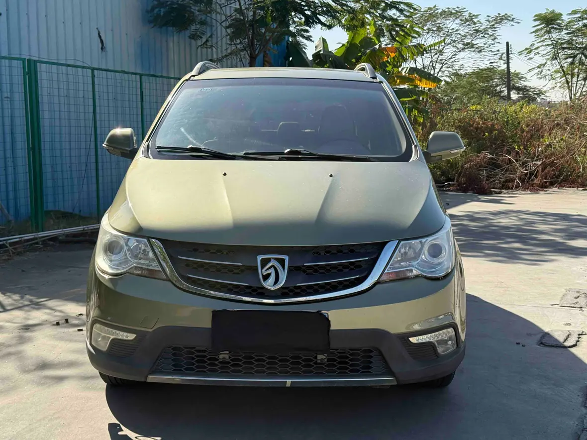 Baojun 730  из Китая